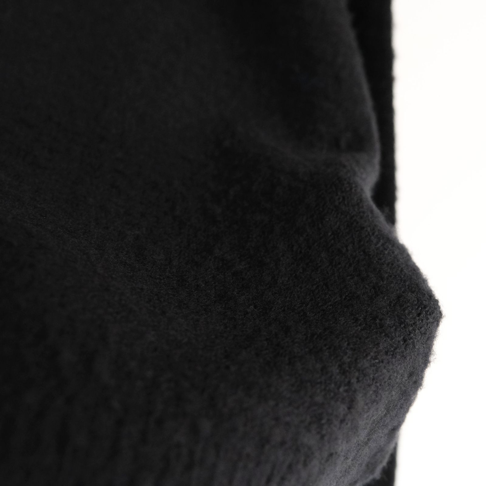 Wool Saddle Shoulder Crew Neck  -ニット-（Black / ブラック）
