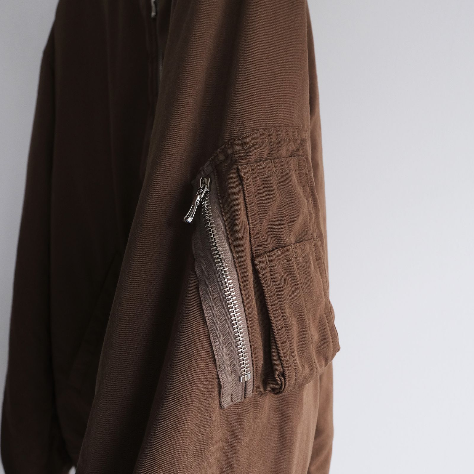 Fulled Wool Twill Flight Jacket -ジャケット-（Brown / ブラウン）GU263-30411