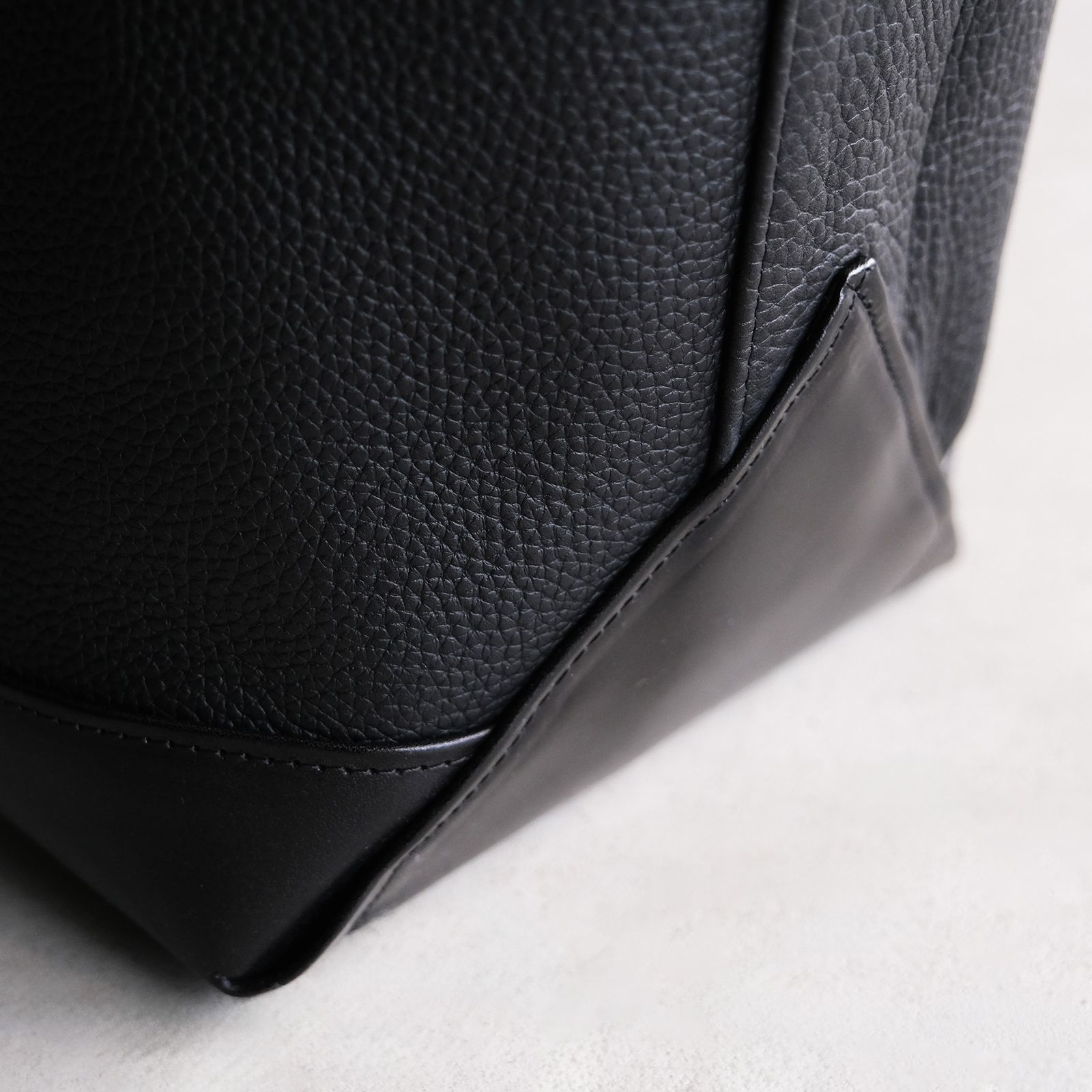 Day Tote Bag L -バッグ-（Black / ブラック）