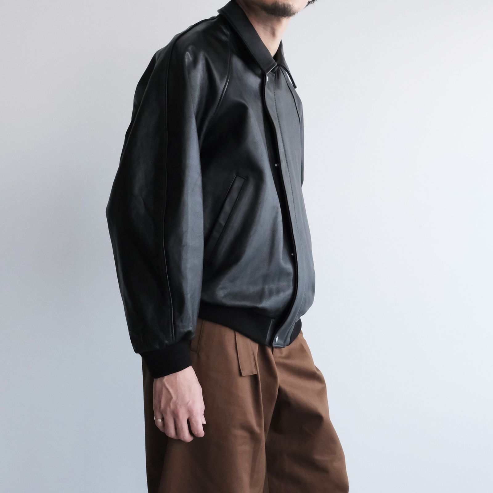 Cow Leather Raglan Blouson -ブルゾン-（Black / ブラック）GU263-30320