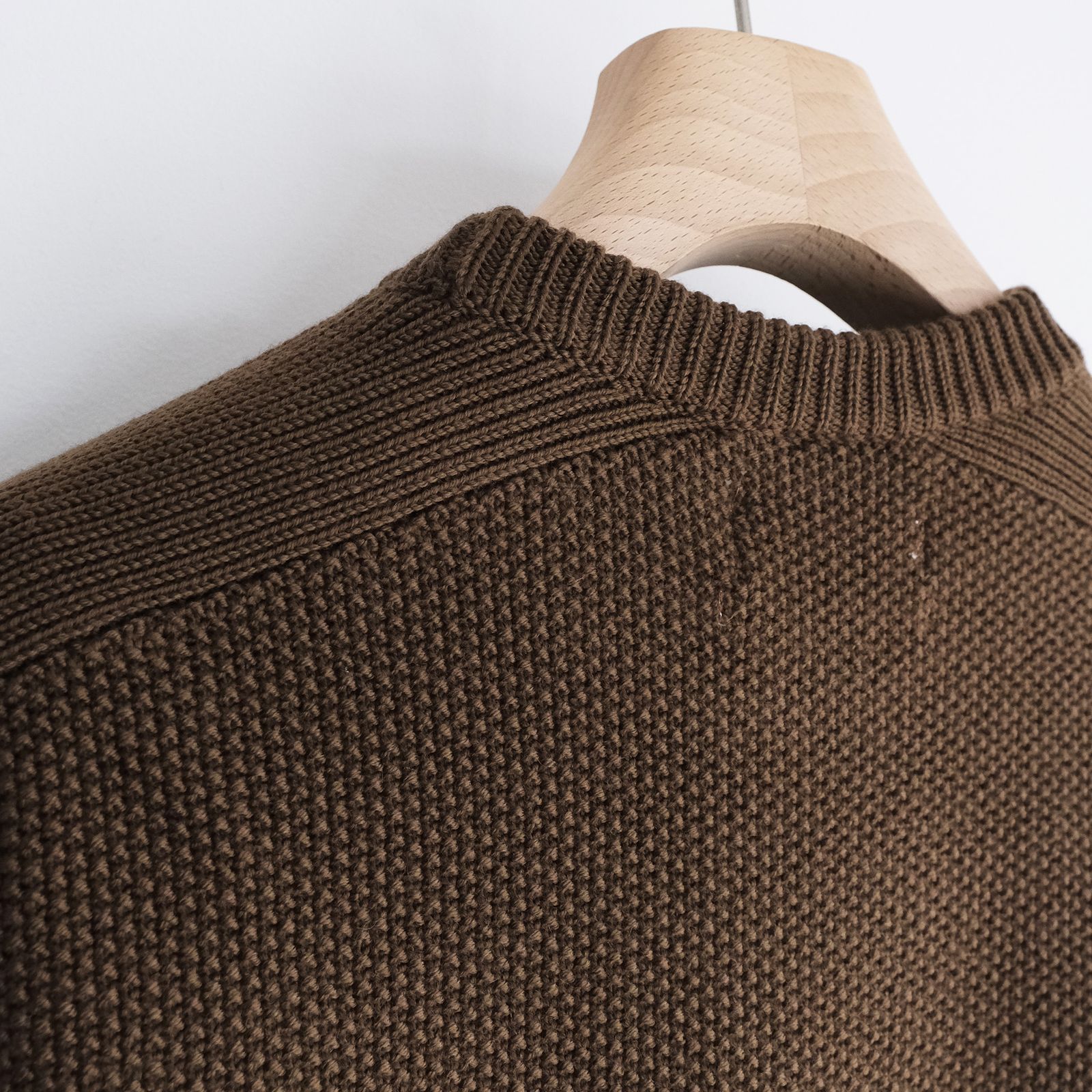 Soft Wool Command Sweather -ニット-（Brown / ブラウン）GU263-80600