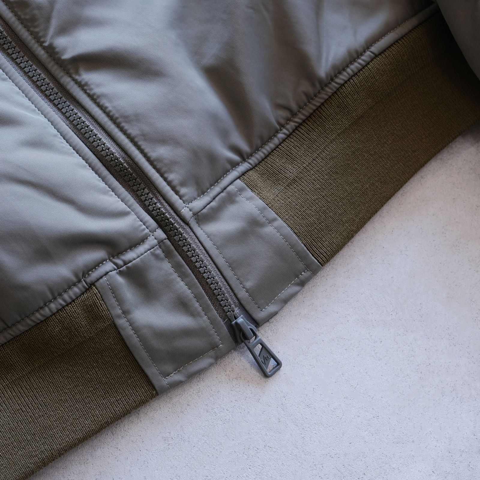 Folding Pleats Flight JK -ジャケット-（Olive / オリーブ）