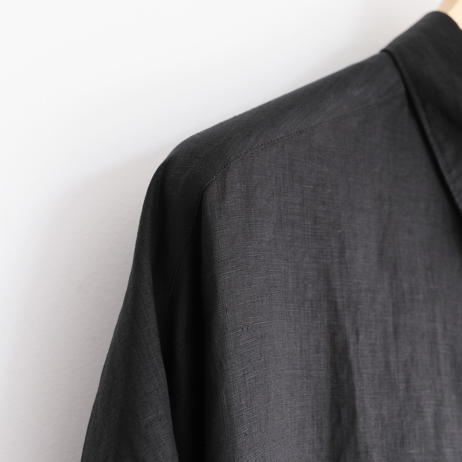 Linen L/S Oversized Regular Collar Shirt -シャツ-（Black / ブラック）GM262-50039B