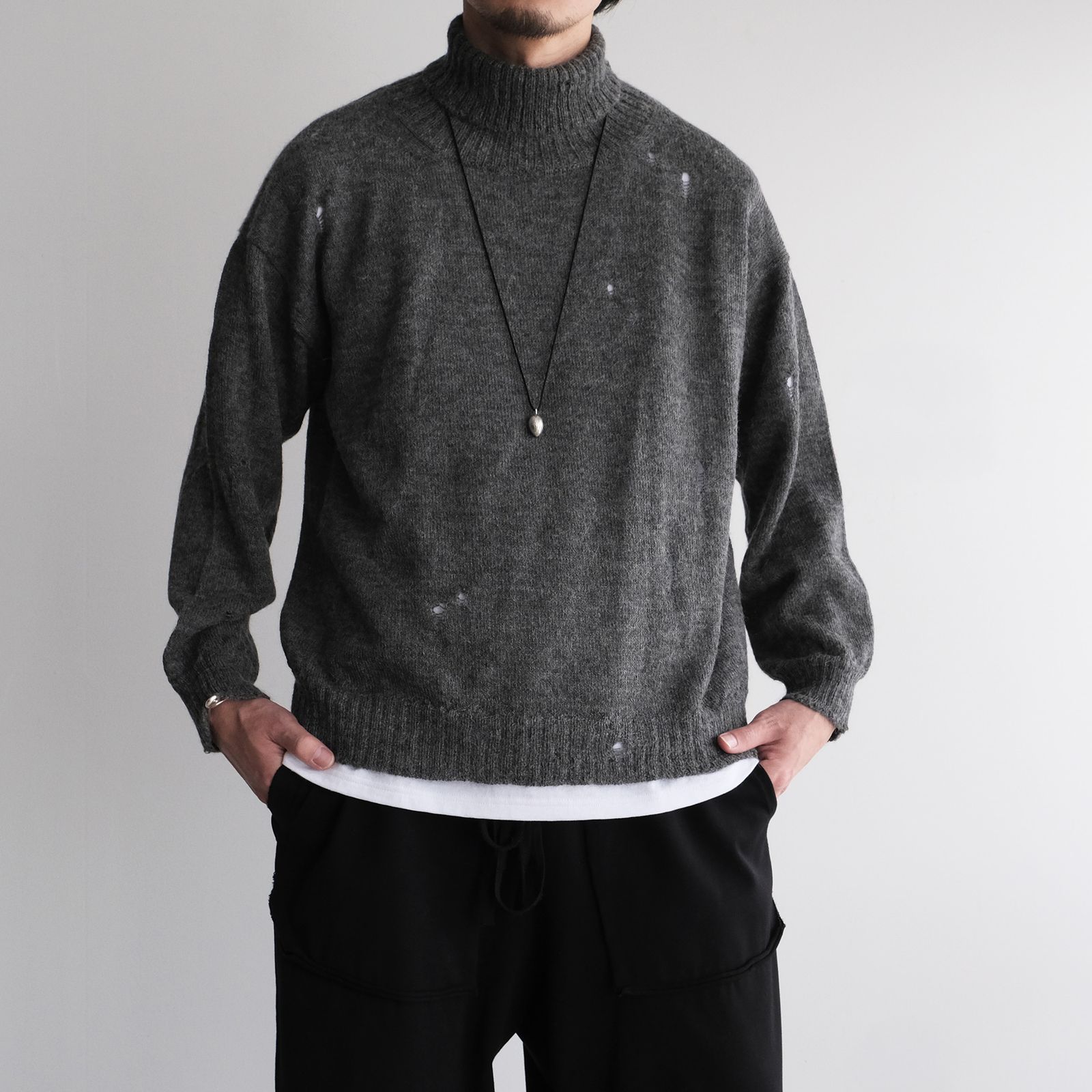 Turtleneck Sweater -ニット-（Gray / グレー）