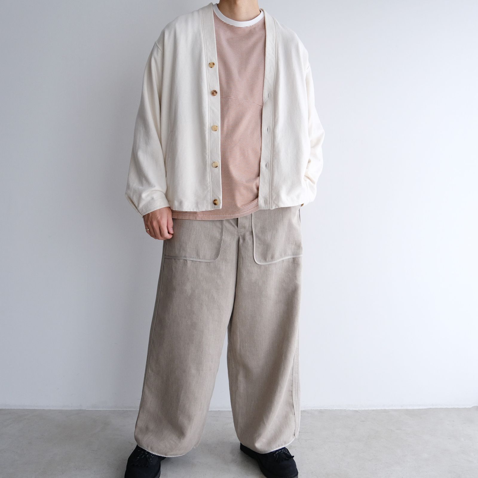 STYLE NO. 27 selected brand：UNIVERSAL PRODUCTS & EEL Products & i'm here