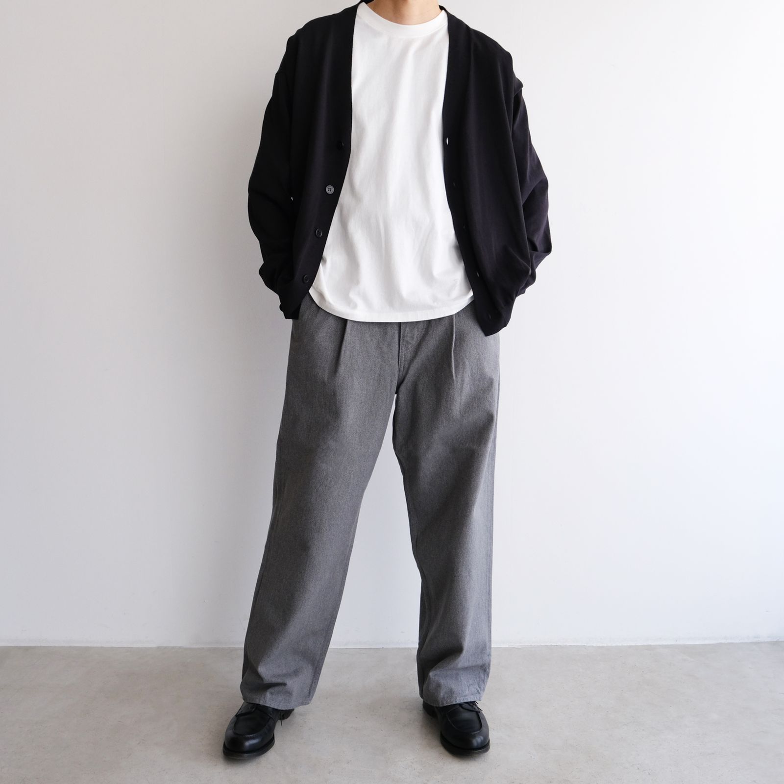 Graphpaper - Colorfast Denim Two Tuck Pants -パンツ-（Gray / グレー） | STACK STORE