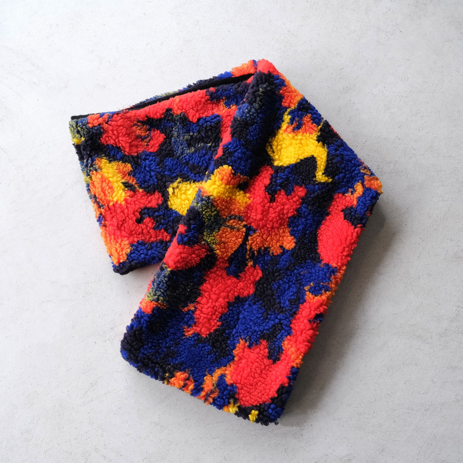 Muffmuff Liberty -マフラー-（Red Animal / レッドアニマル）