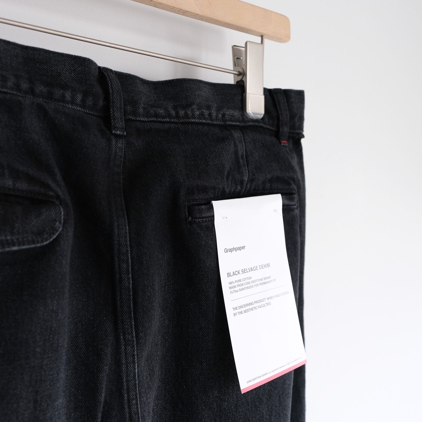 Selvage Denim Two Tuck Pants -デニムパンツ-（Black Dark Fade / ブラックダークフェード）GU261-40061DB