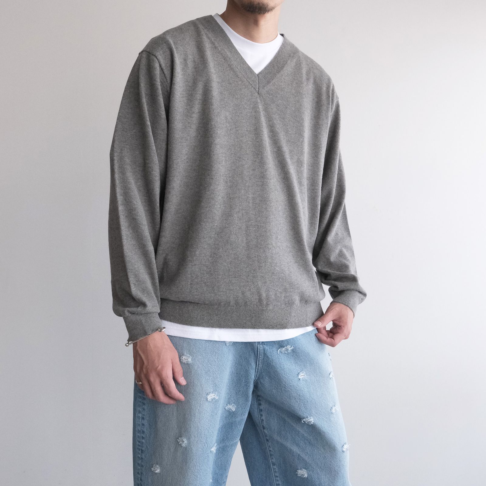 Cotton Yak Knit V-Neck Sweater -セーター-（Gray / グレー）