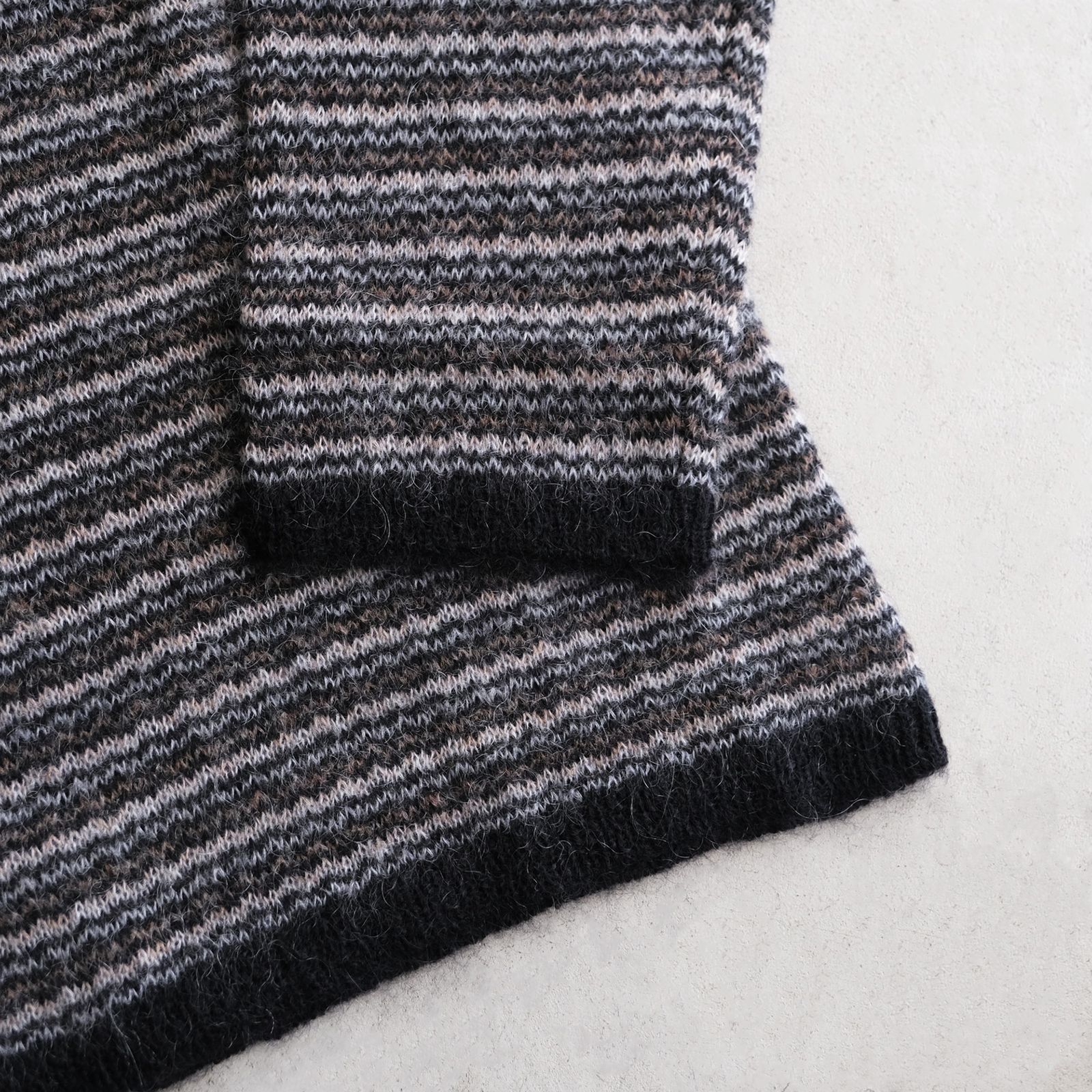 Checker & Stripe Sweater -ニット-（Black / ブラック）
