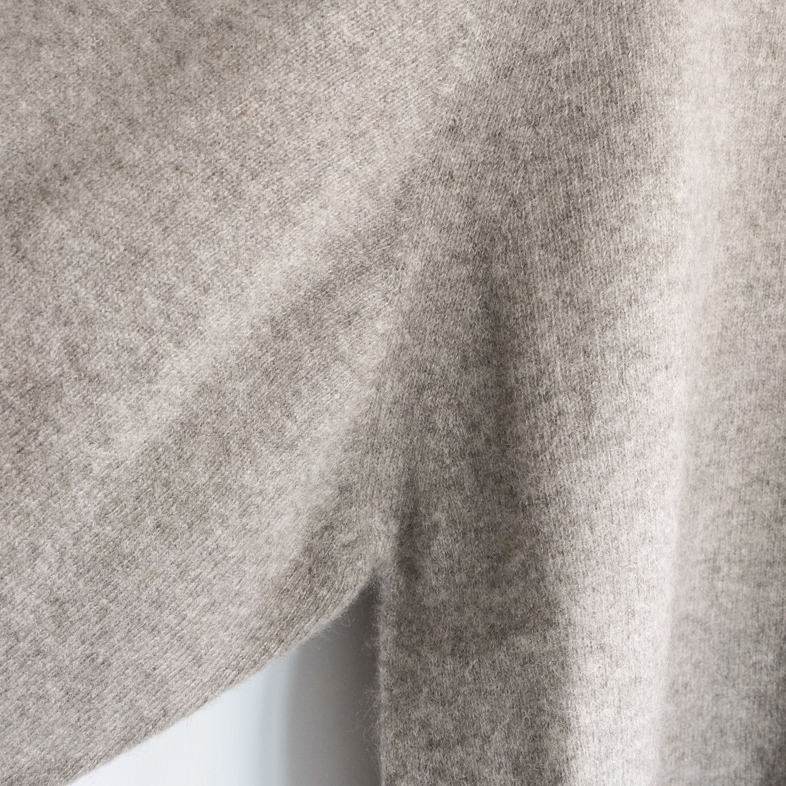 Knit Pullover -ニット-（Ash White / アッシュホワイト）