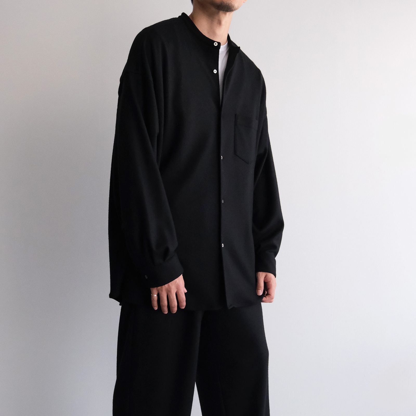 Wool Smooth Flannel Oversized Band Collar Shirt -オーバーサイズシャツ-（Black / ブラック）GU253-50222B