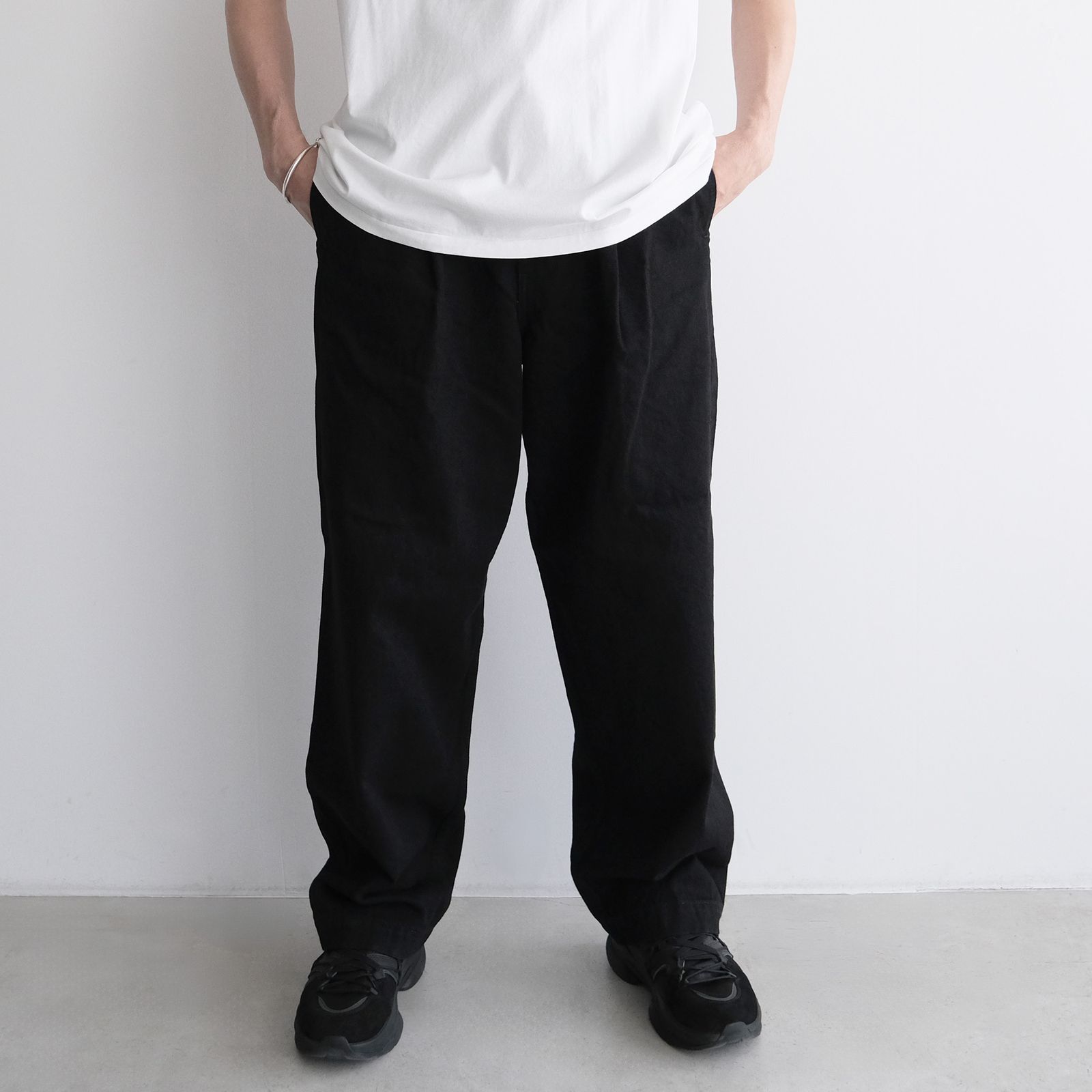 Selvage Denim Belted Pants -パンツ-（Black Washed / ブラック ウォッシュド）GU263-40063RB