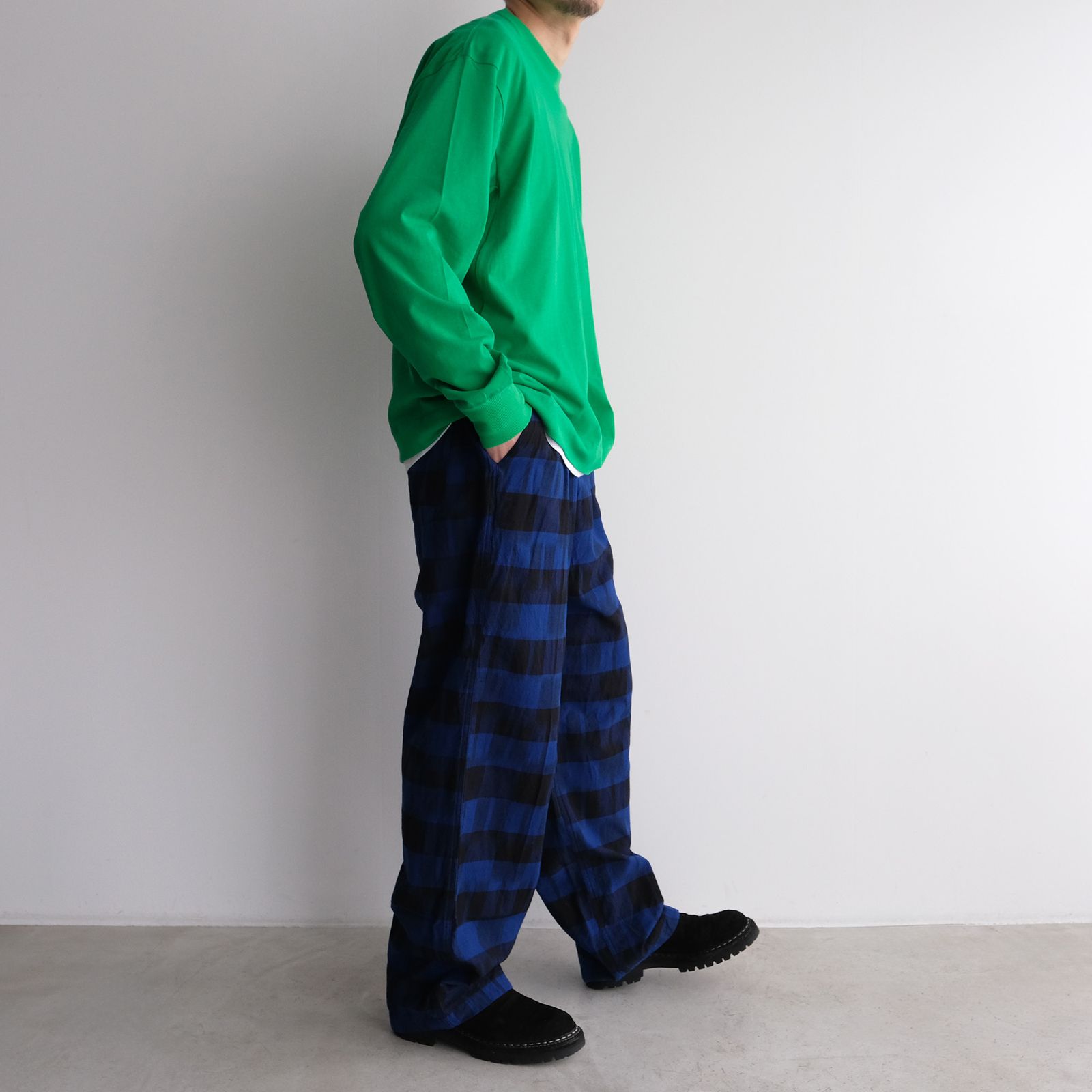 Ikat Check Easy Pants -パンツ-（Navy×Black / ネイビー×ブラック）