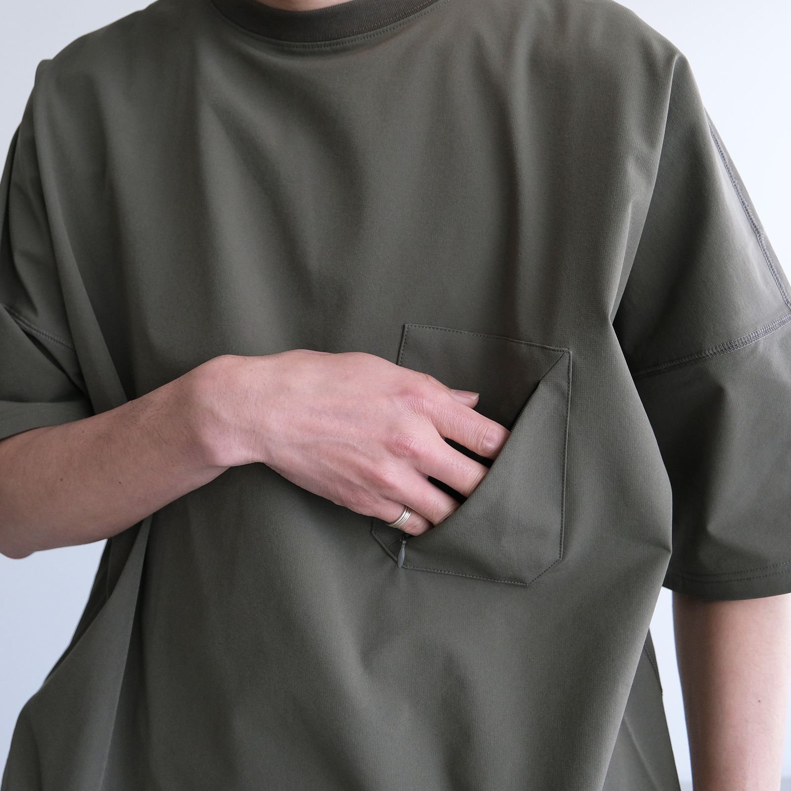 Amphibious T-Shirt -Tシャツ-（Olive / オリーブ）