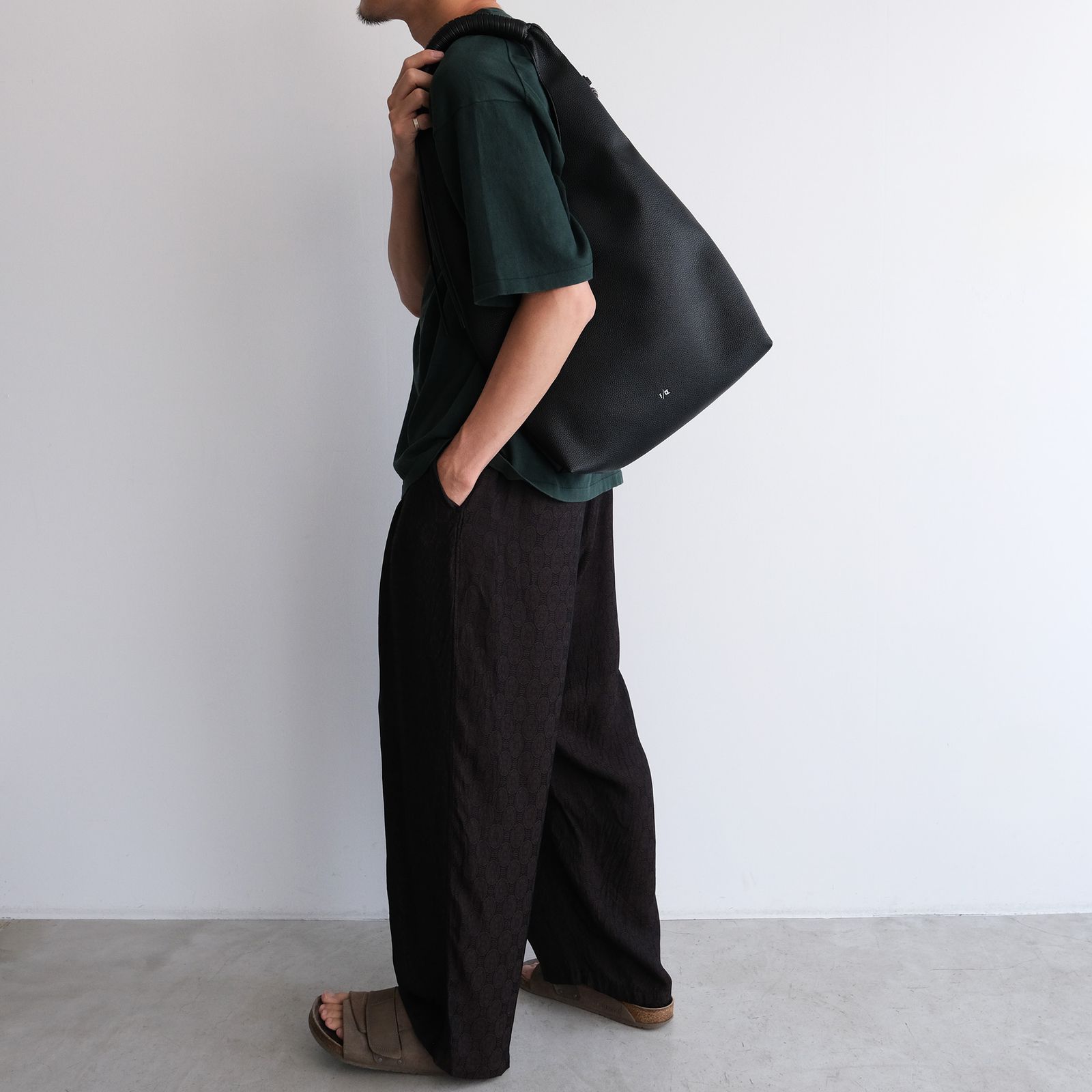 Tech Leather Wrapping Handle Tote -バッグ-（Black / ブラック）