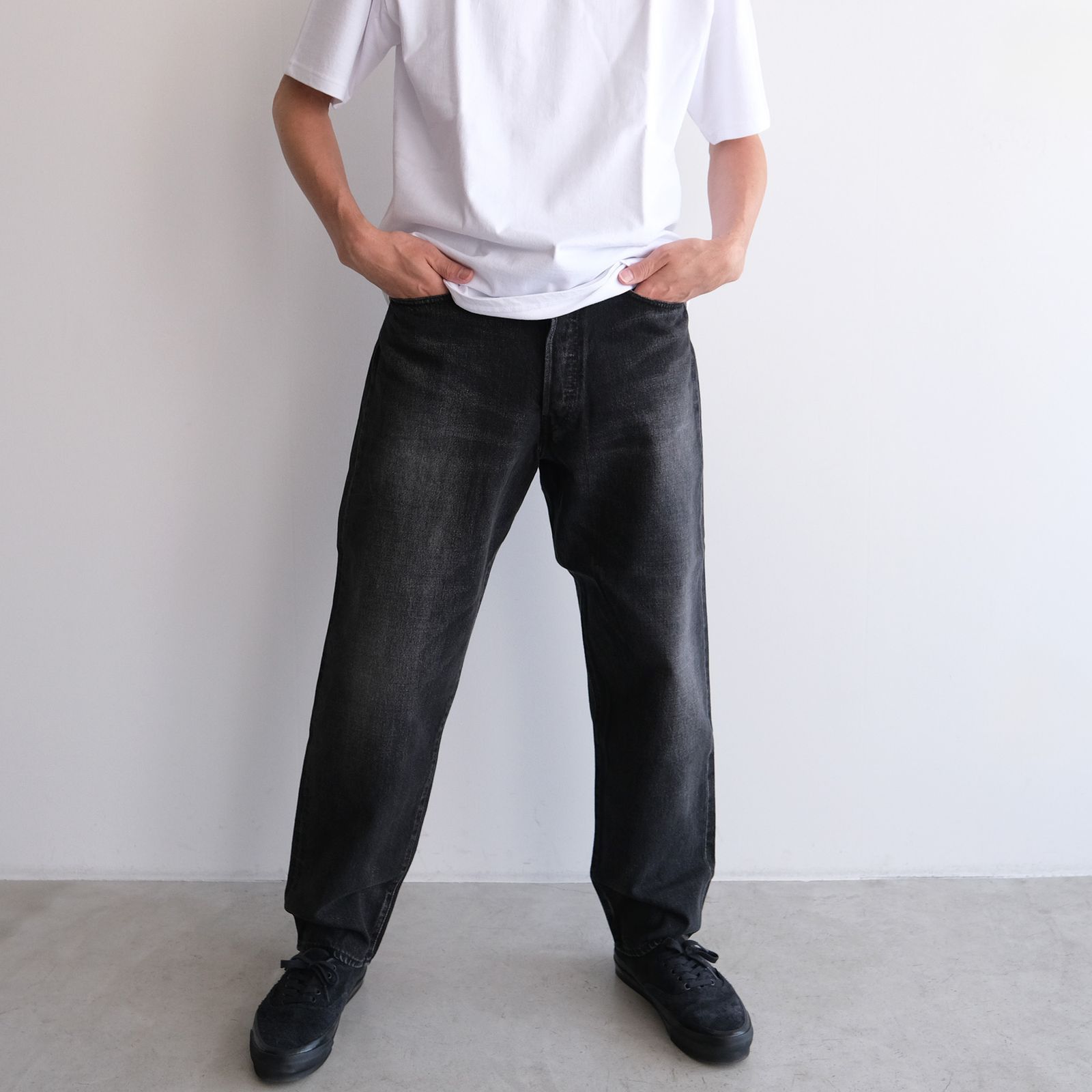 Selvage Denim Five Pocket Tapered Pants -パンツ-（Black Dark Fade / ブラックダークフェード）
