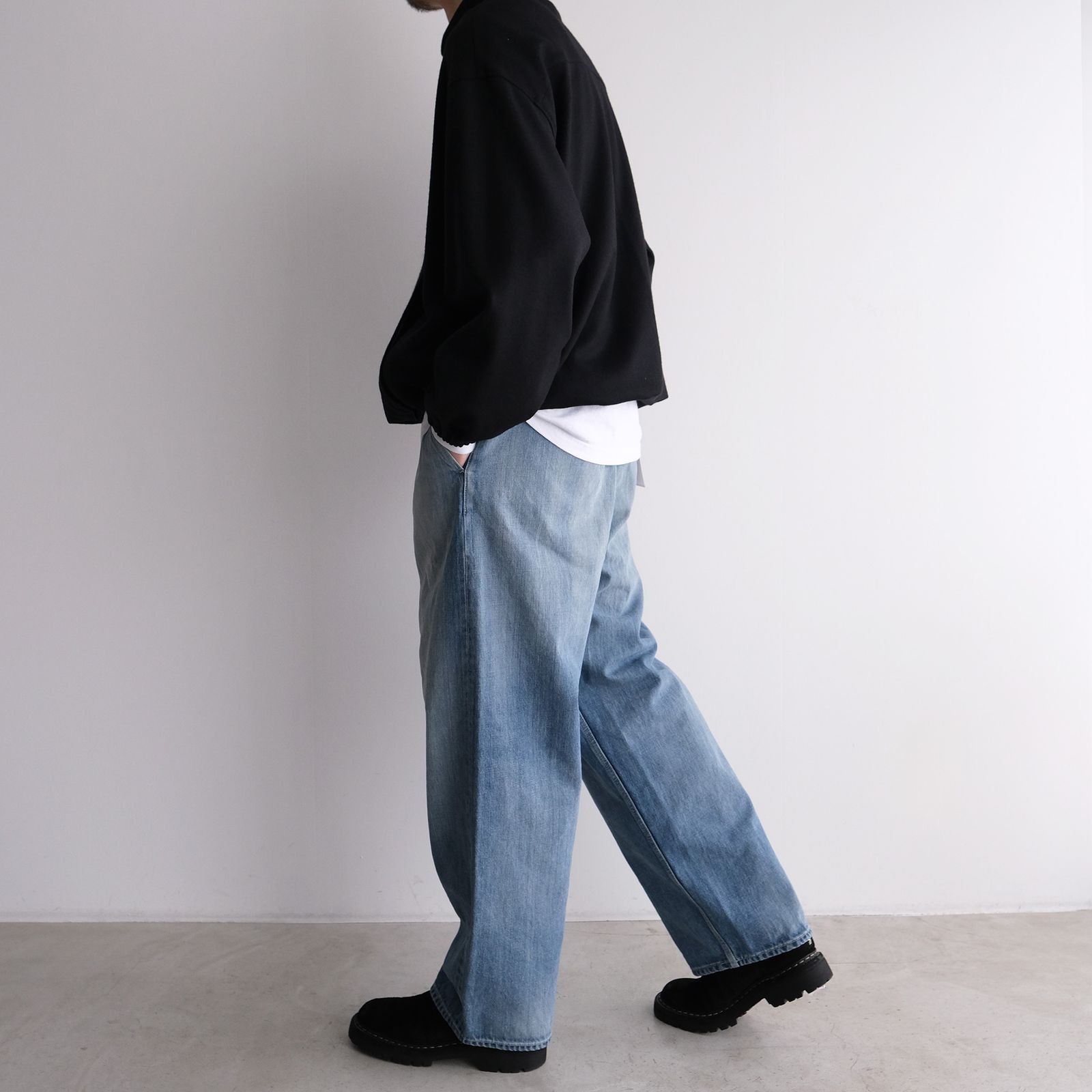 Selvage Denim Two Tuck Pants -デニムパンツ-（Indigo Light Fade / インディゴライトフェード）GU261-40061LB
