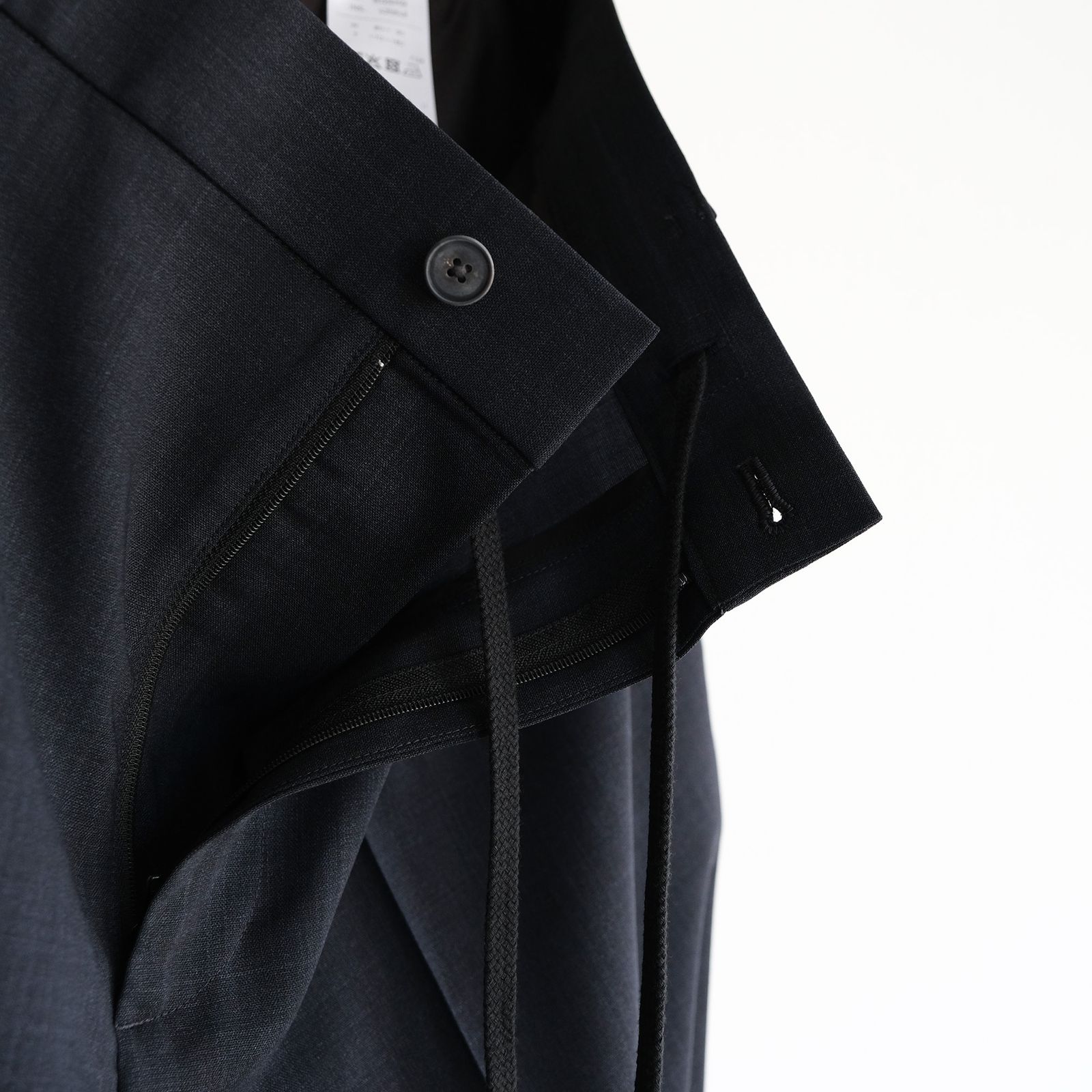 Twist Wool Gauze Two Tucked Easy Pants -スラックス-（Navy Top / ネイビートップ）