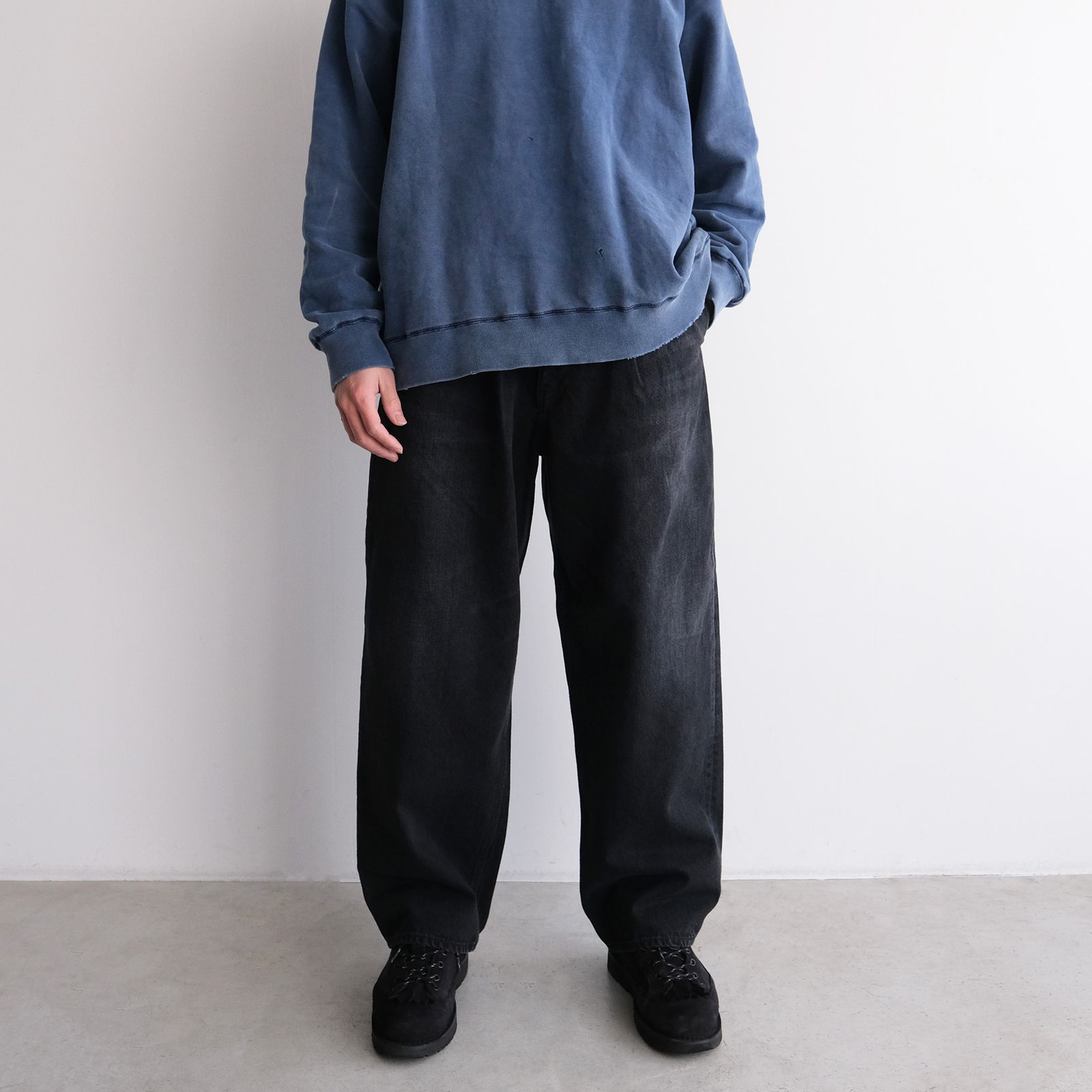 Selvage Denim Two Tuck Pants -デニムパンツ-（Black Dark Fade / ブラックダークフェード）GU261-40061DB