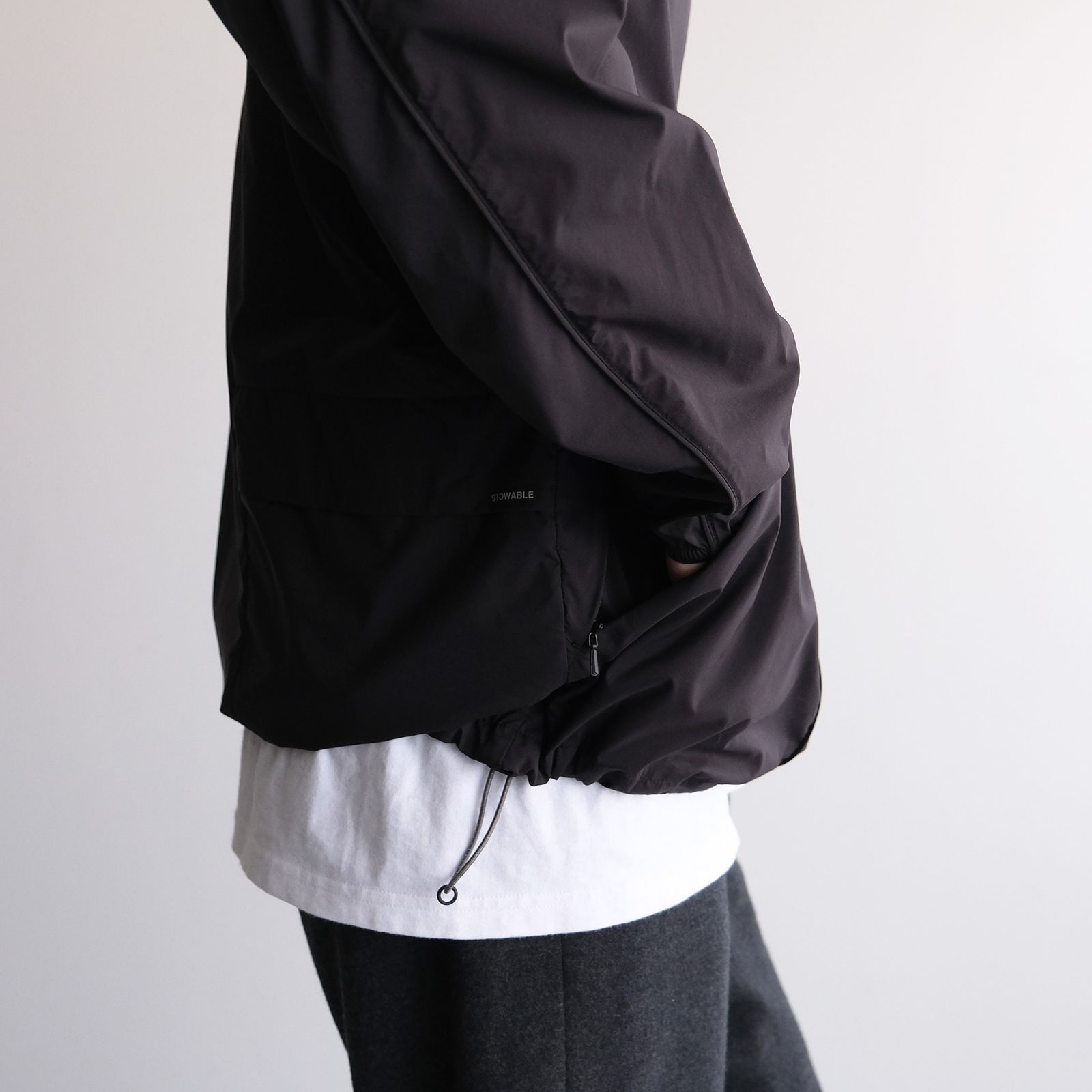 Stowable Light Weight Jacket -ジャケット-（Black / ブラック）