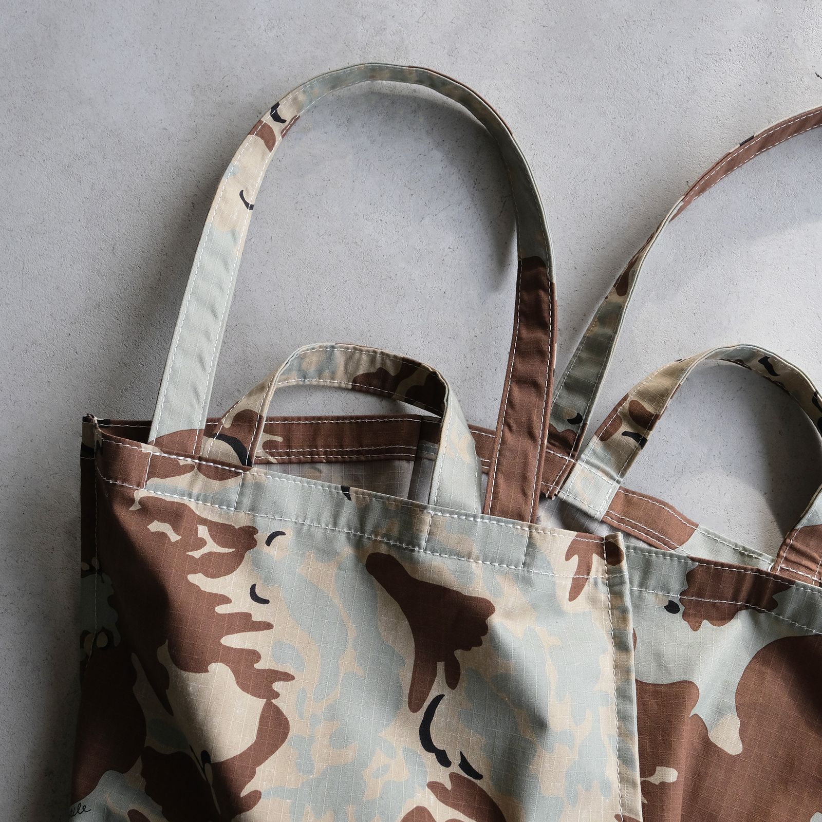 x Speakeasy Camo Flower 2-Handle Tote Bag -バッグ-（Beige / ベージュ）