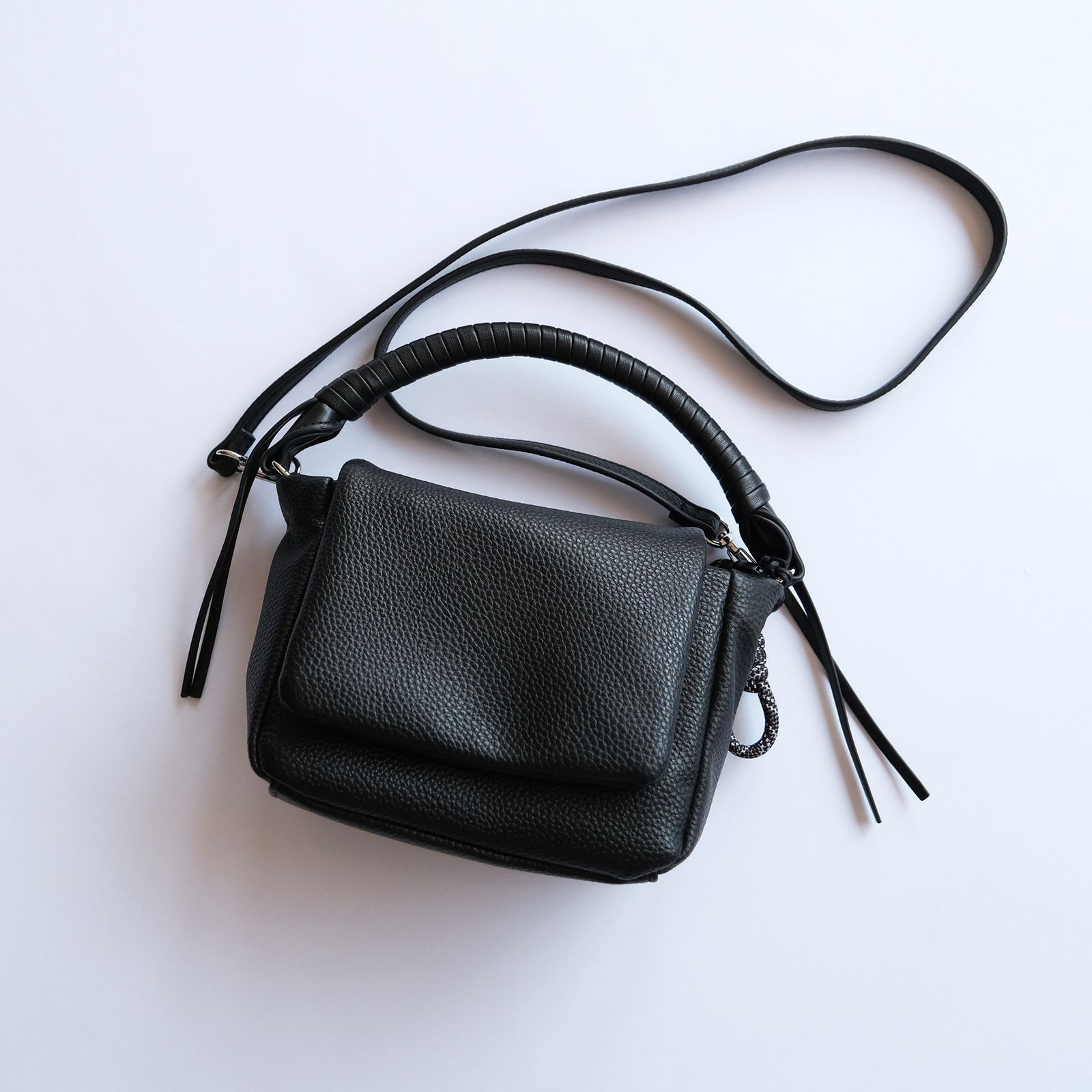 Tech Leather Mini Pouch -バッグ-（Black / ブラック）