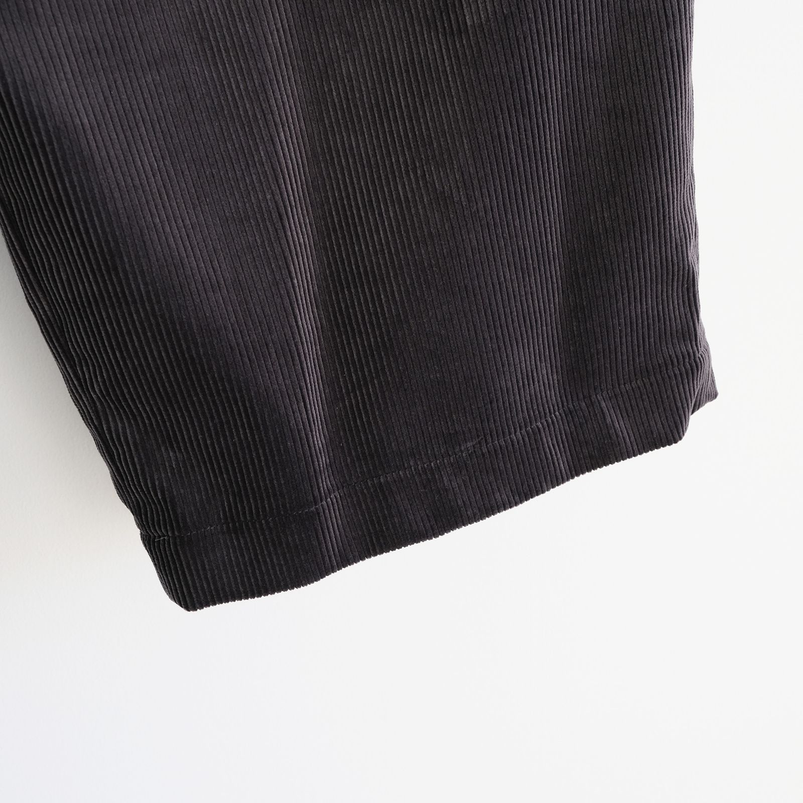 Suvin Corduroy Wide Straight Trousers -パンツ-（Gray / グレー）GU263-40213B
