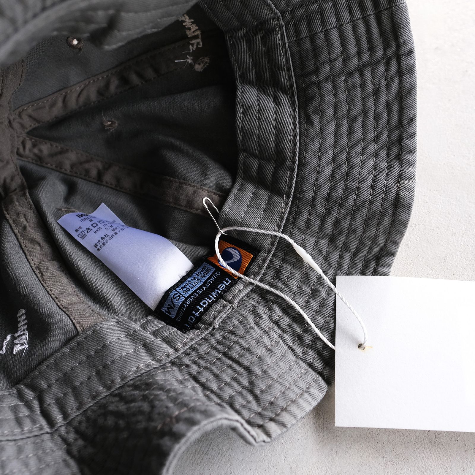 Embroidered Metro Hat -ハット-（Greige / グレージュ）