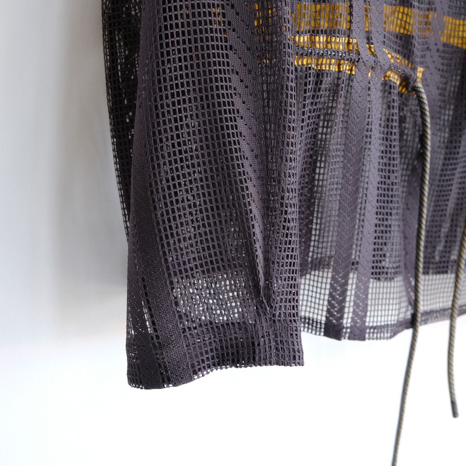 F/CE. - 『ope Mesh Pullover Shirt』-シャツ-（CHARCOAL