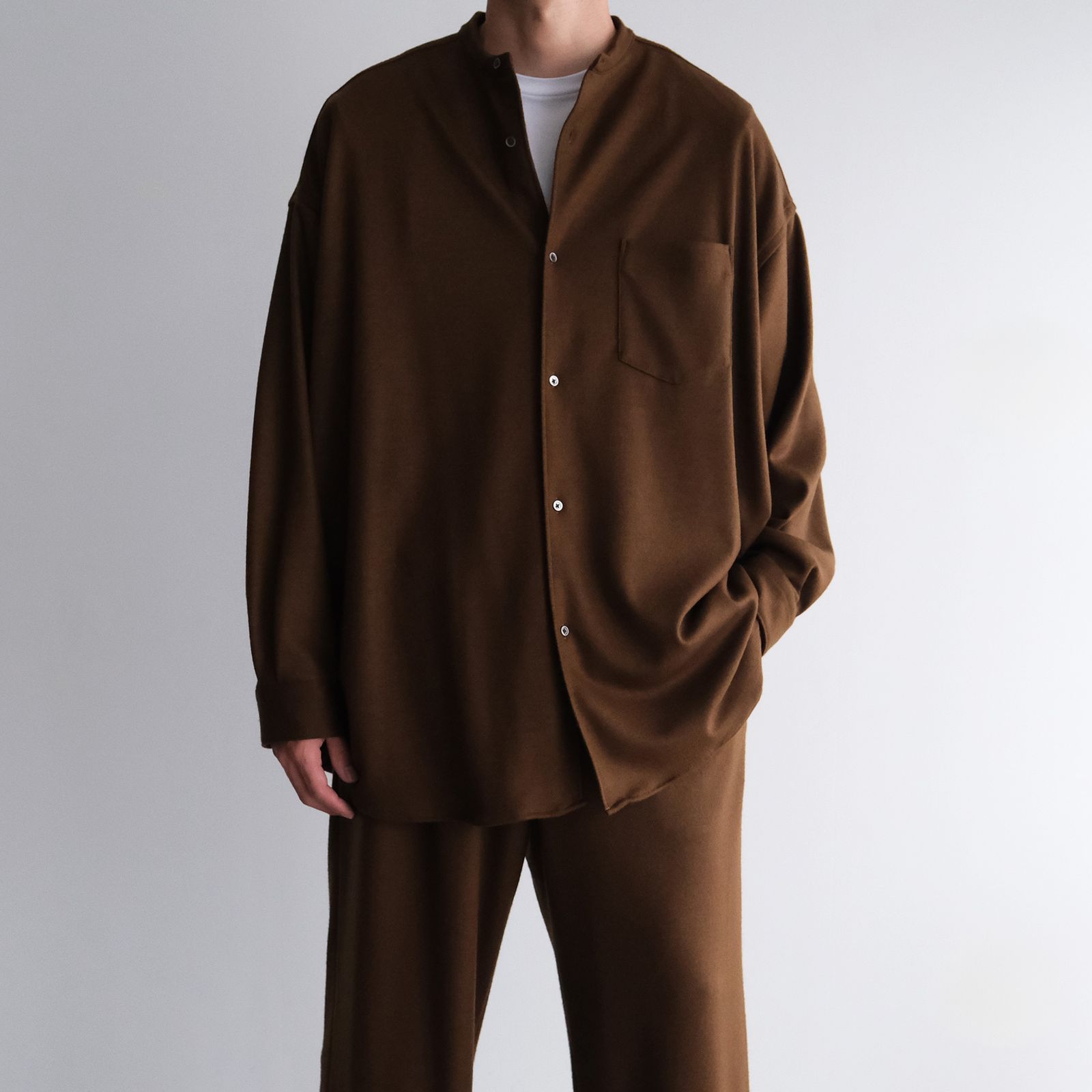 Wool Smooth Flannel Oversized Band Collar Shirt -オーバーサイズシャツ-（Brown / ブラウン）GU253-50222B