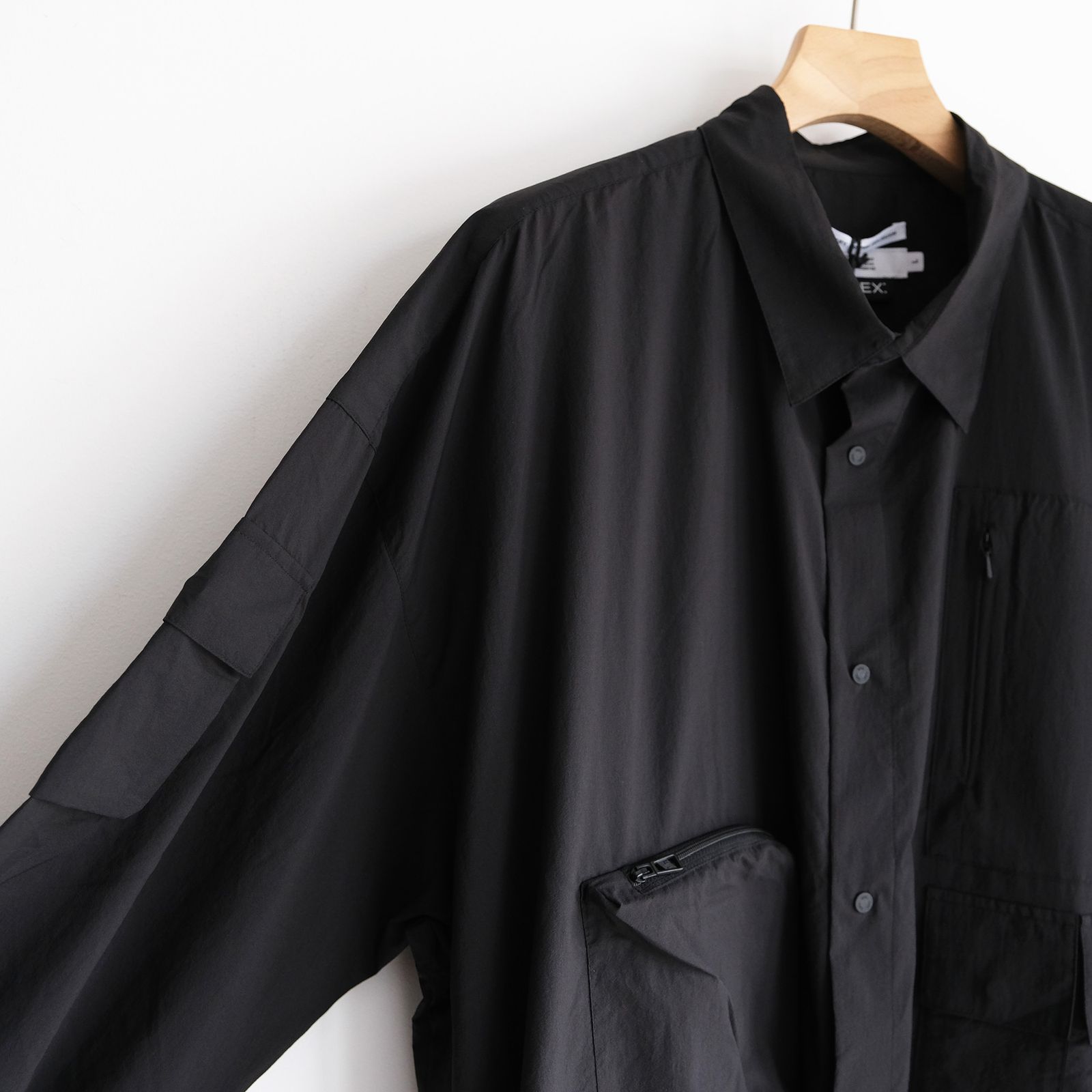 Pertex Utility Longline Shirt -シャツ-（Black / ブラック）