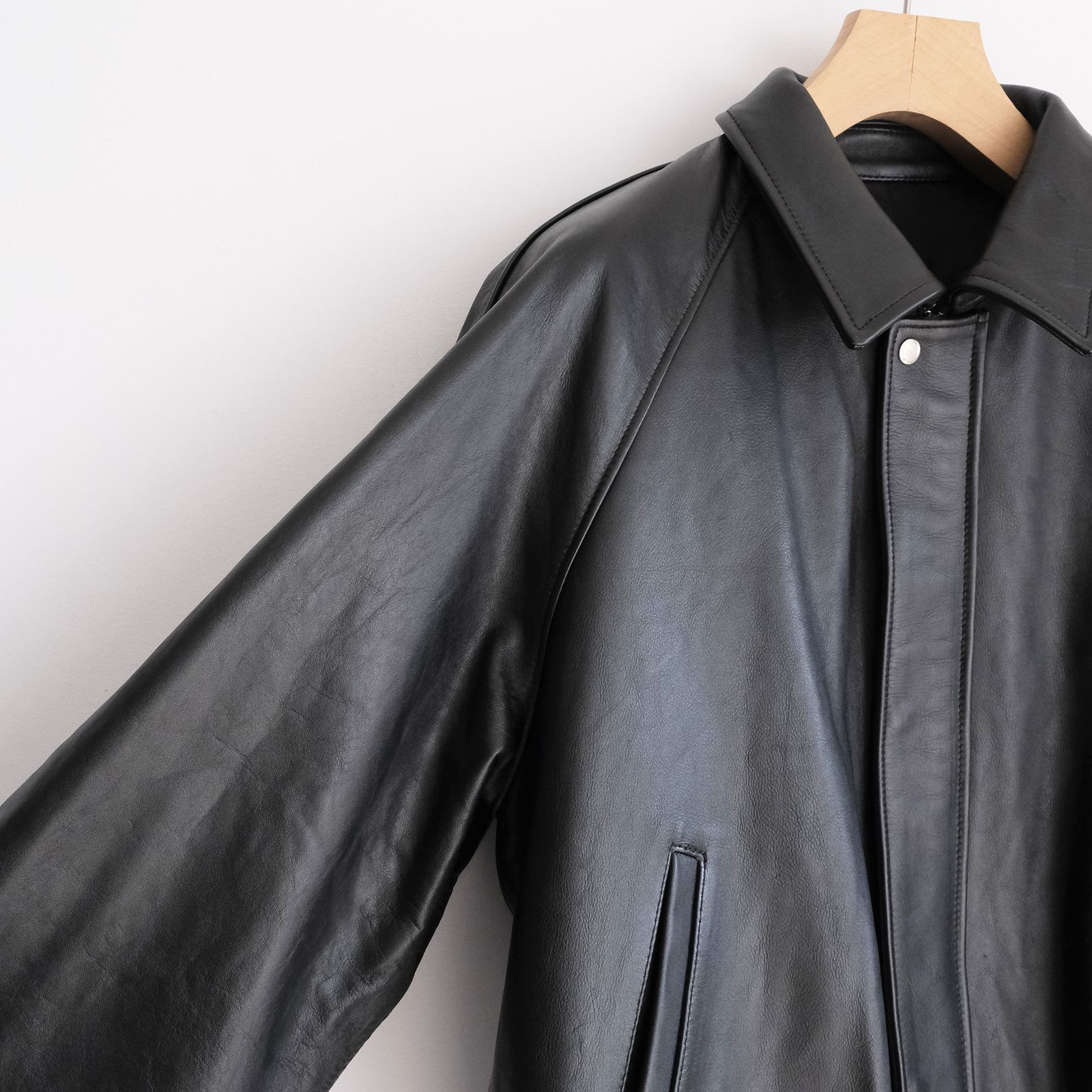 Cow Leather Raglan Blouson -ブルゾン-（Black / ブラック）GU263-30320