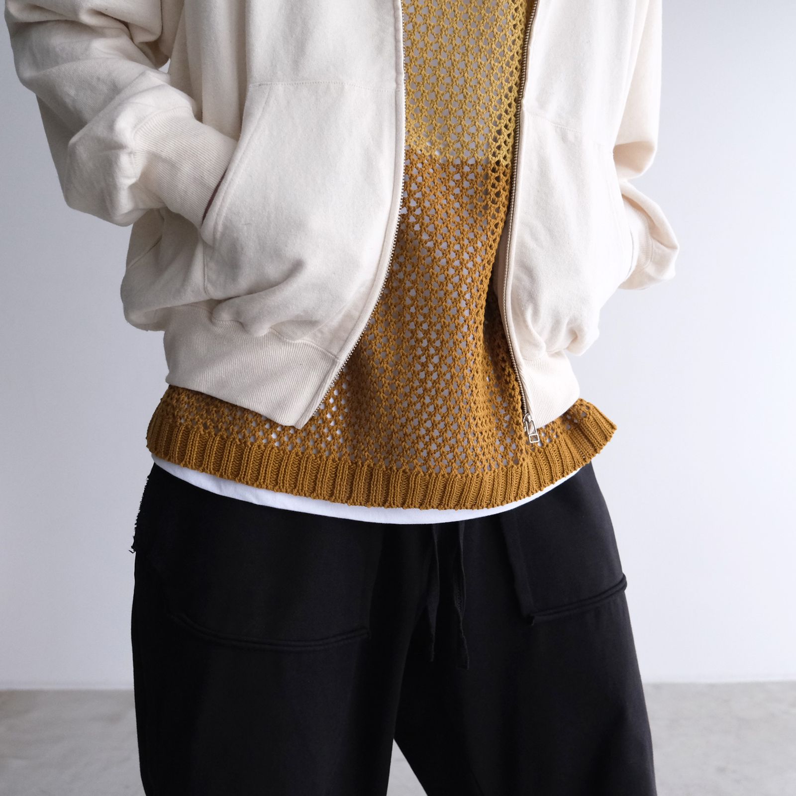 Mesh Knit Vest - ベスト -（Brown / ブラウン）