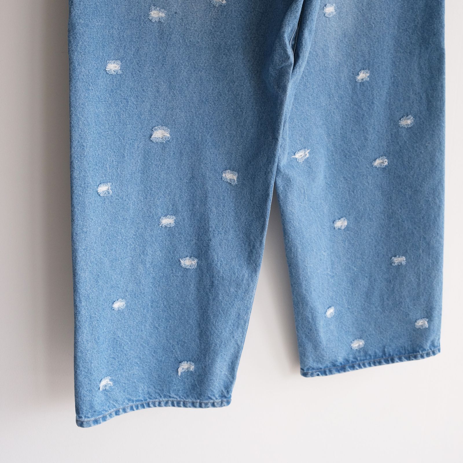 Dot Hole Denim Pants -デニム-（Blue Used / ブルー ユーズド）