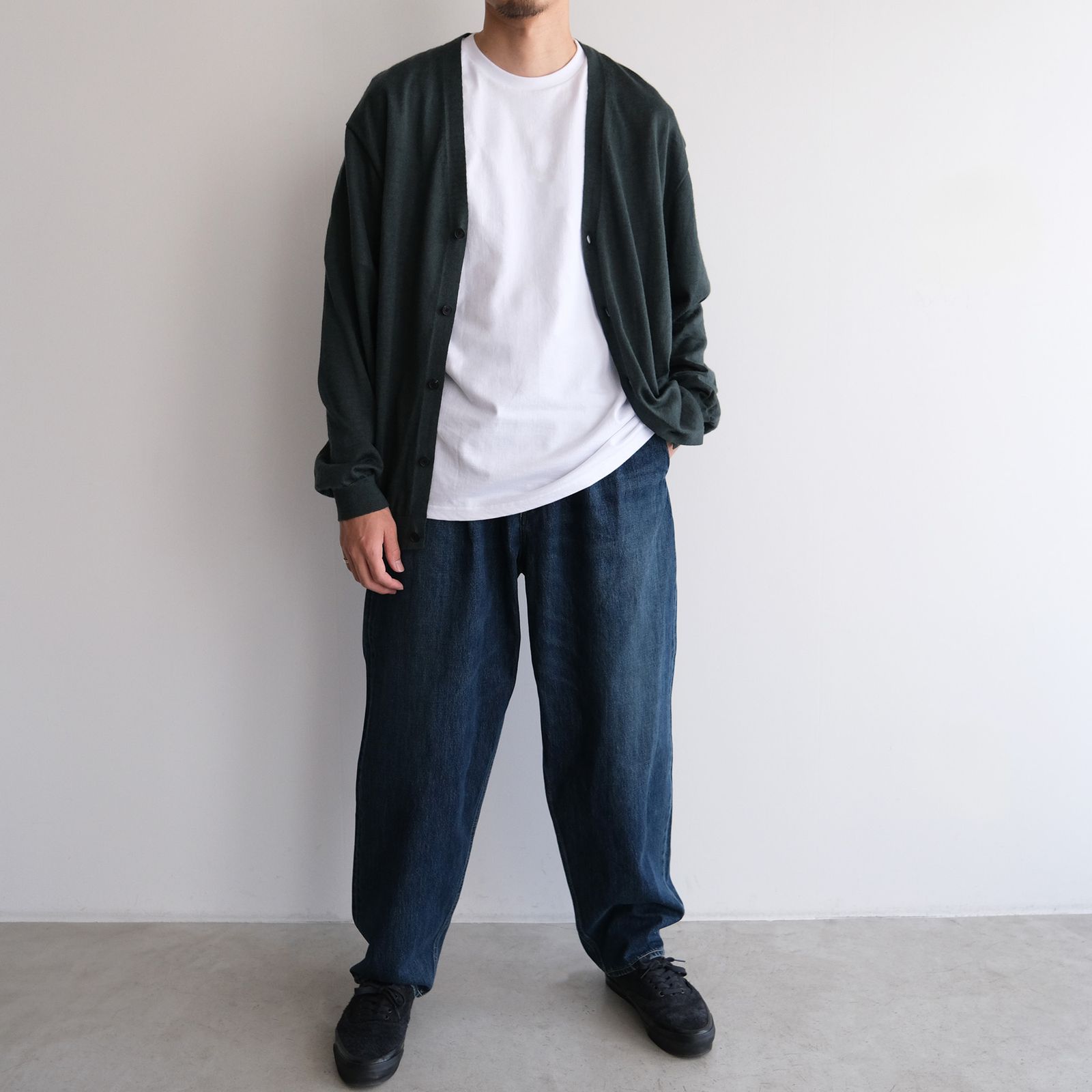 Selvage Denim Two Tuck Tapered Pants -パンツ-（Indigo Dark Fade / インディゴダークフェード）