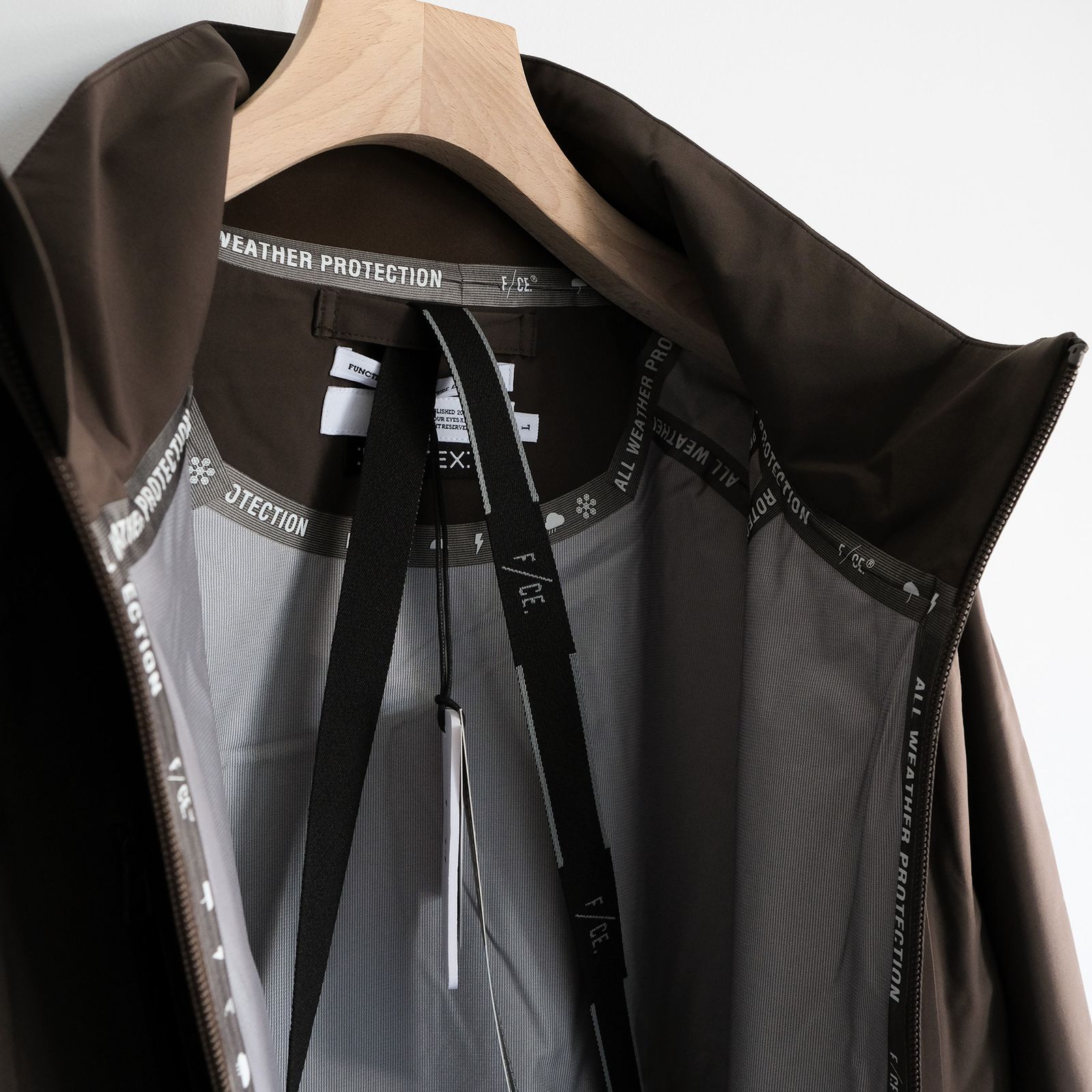 Partex Stand-Collar Shell -ブルゾン-（Brown / ブラウン）