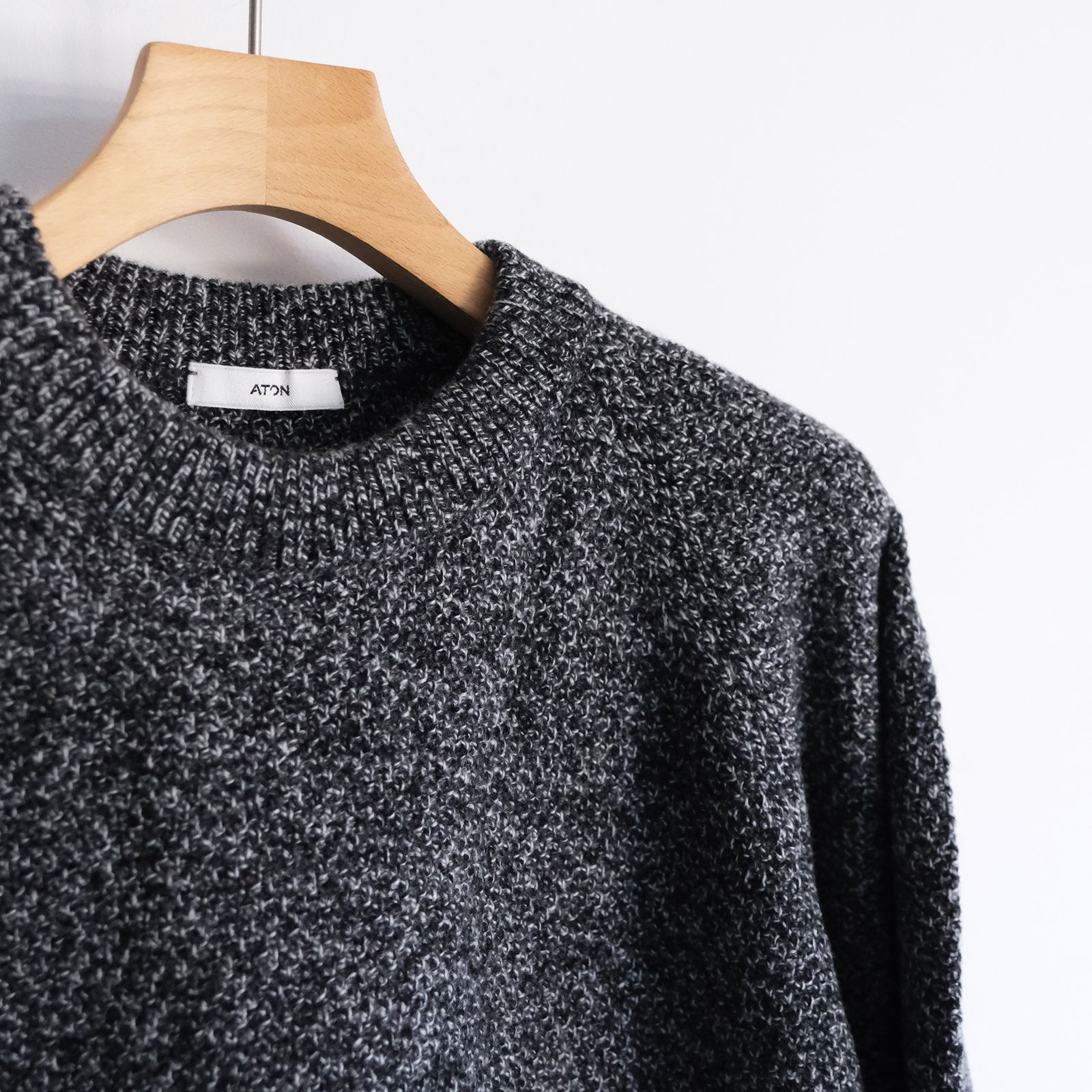 Lambs Wool Crewneck Sweater -ニット-（Charcoal Moku / チャコールモク）