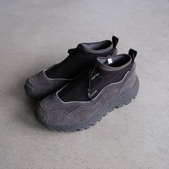 AKK-ZIP-FCE -シューズ-（Gray / グレー）