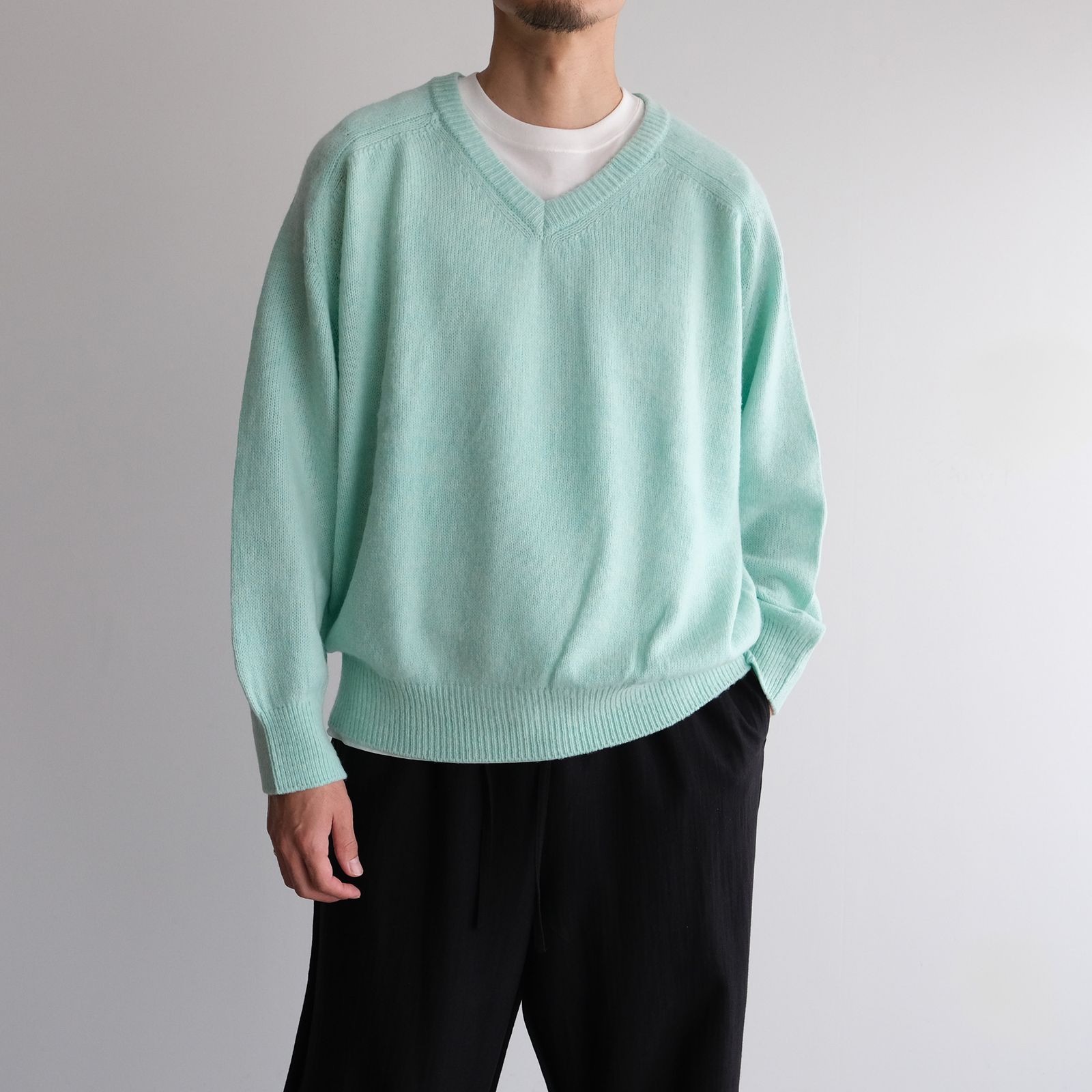 V Neck Knit -ニット-（L.Green / ライトグリーン）