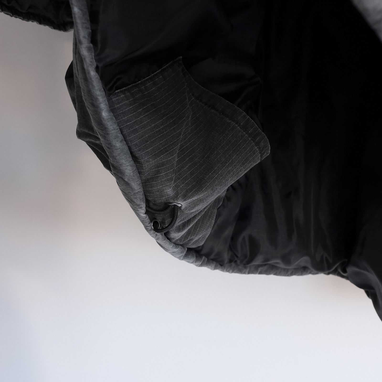 Padded Tactical Field Coat（INNAT×WILD THINGS）-コート-（Black / ブラック）