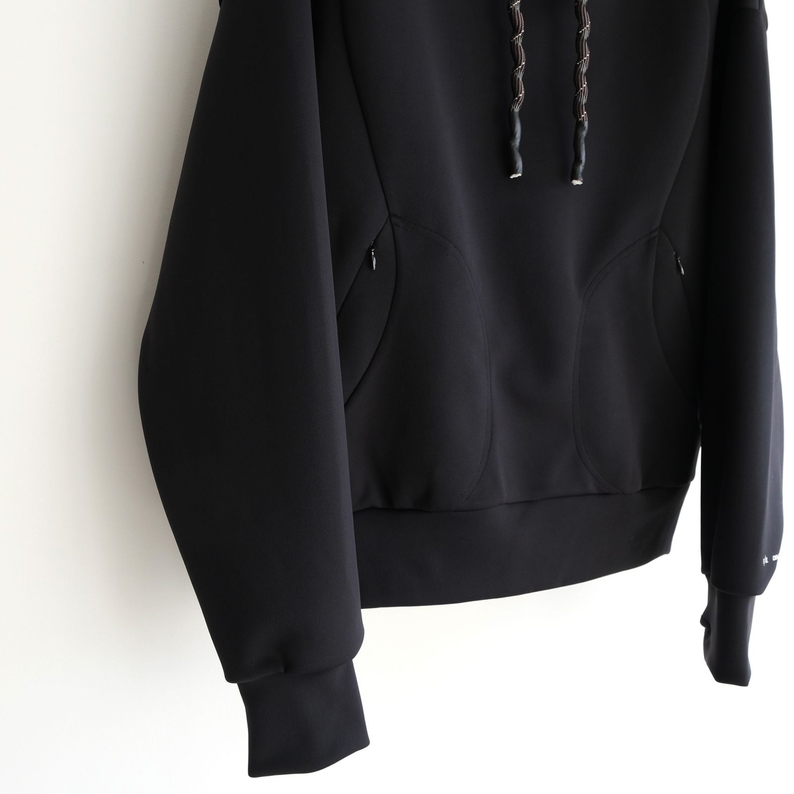 Deltapeak Tech Hoodie -パーカー-（Black / ブラック）