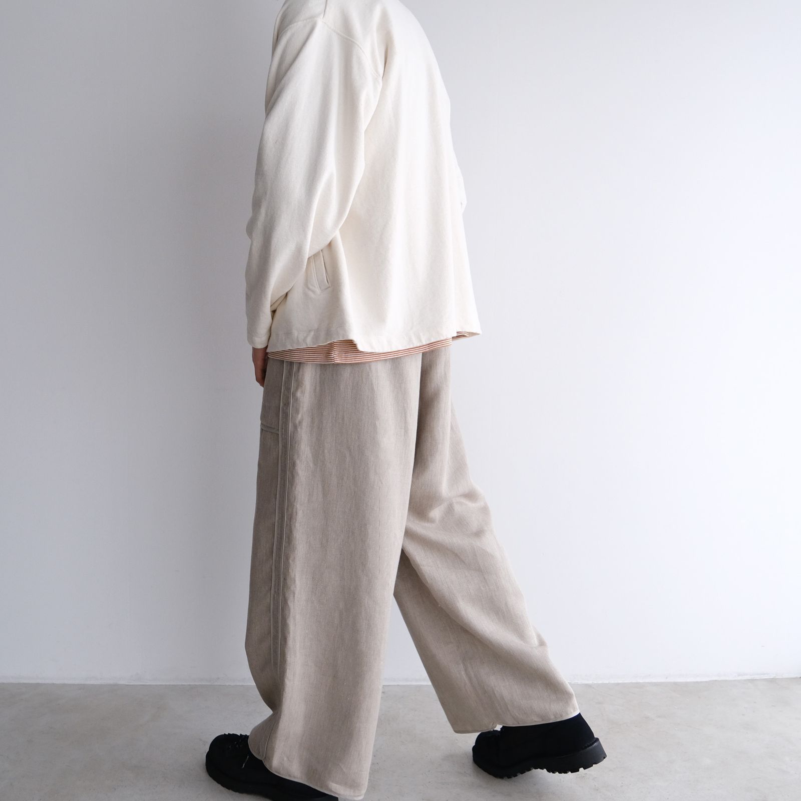 STYLE NO. 27 selected brand：UNIVERSAL PRODUCTS & EEL Products & i'm here