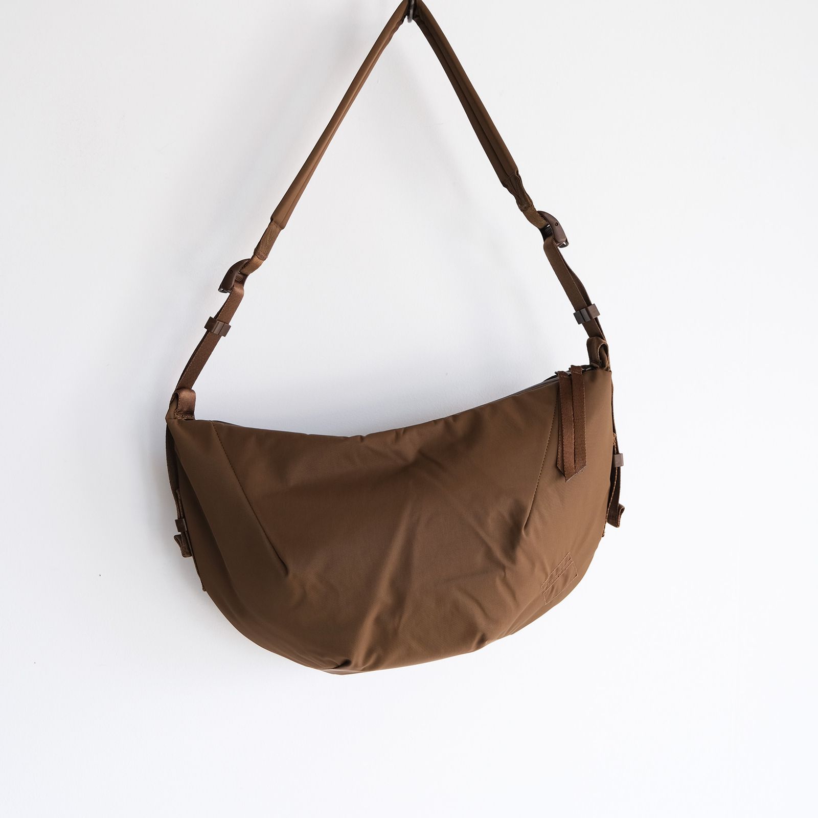 Blankof For GP Medium Crescent Bag -バッグ-（Brown / ブラウン）GU263-90513
