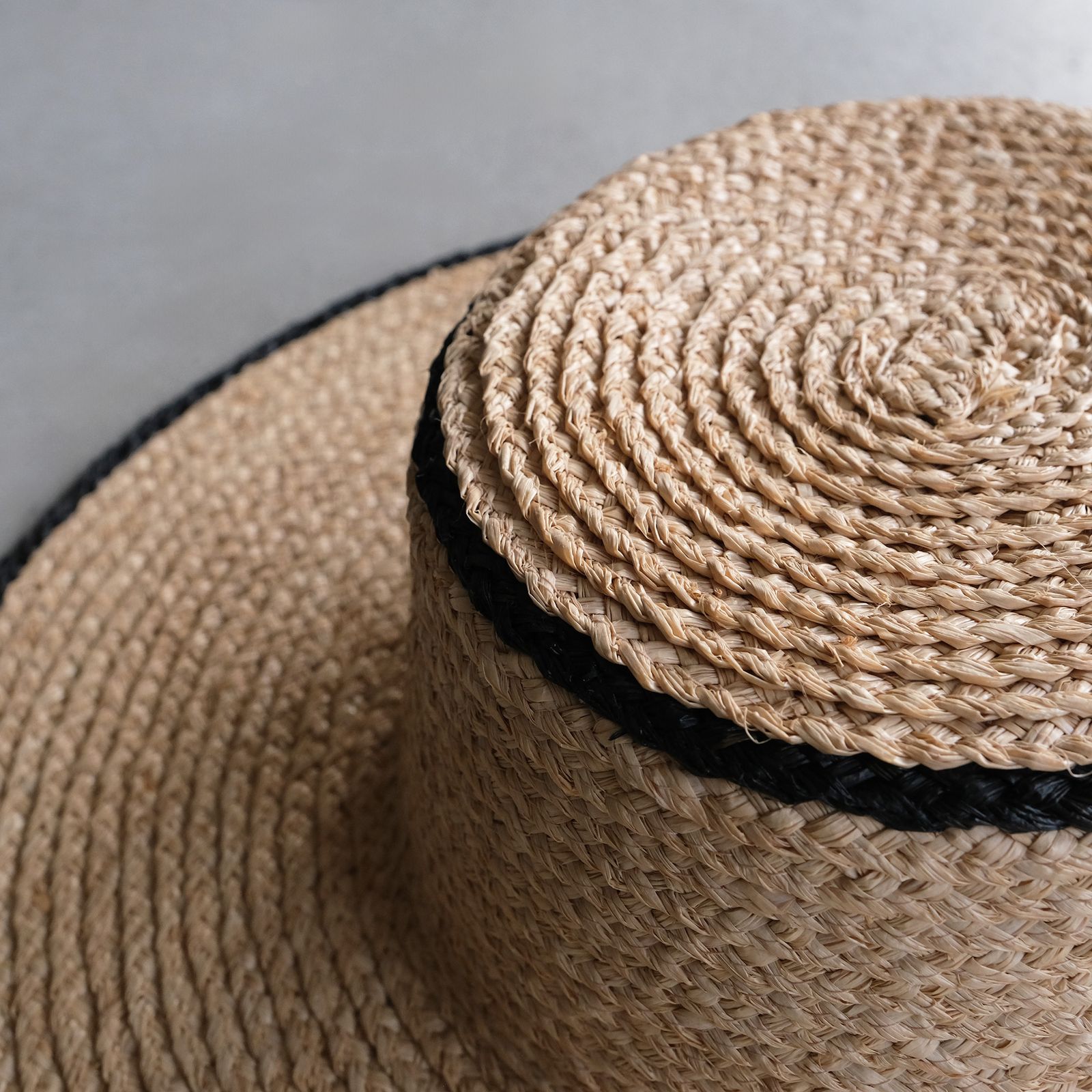 x Kijima Takayuki Raffia Trim Hat -ハット-（Natural x Black / ナチュラル×ブラック）