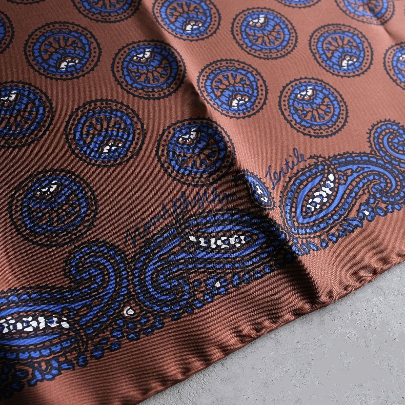 Paisley Silk Bandana Scarf -スカーフ-（Brown / ブラウン）