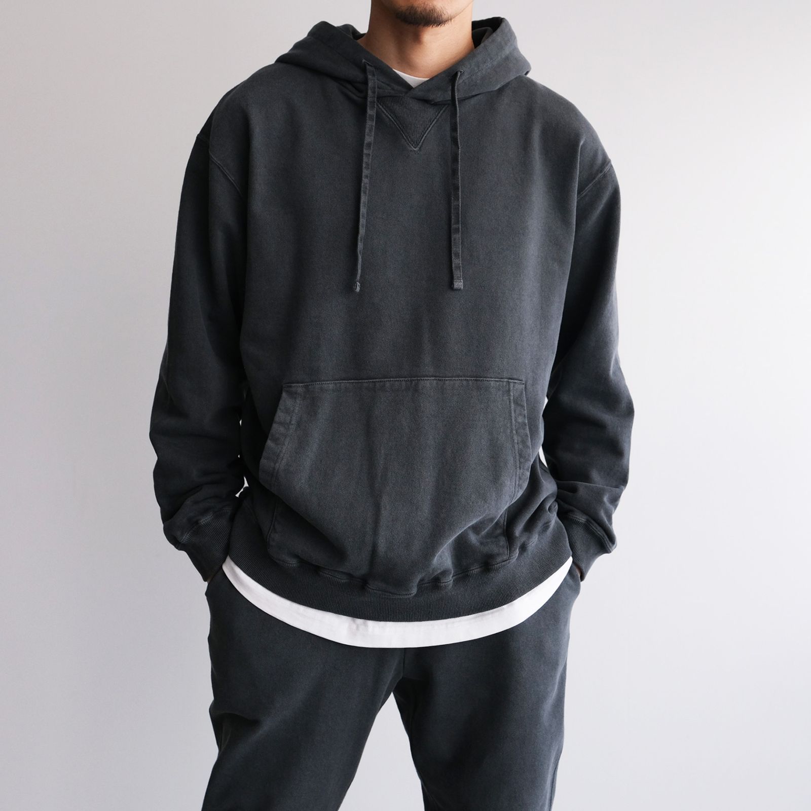Pigment Dyed Pullover Hoody -パーカー-（Gray / グレー）