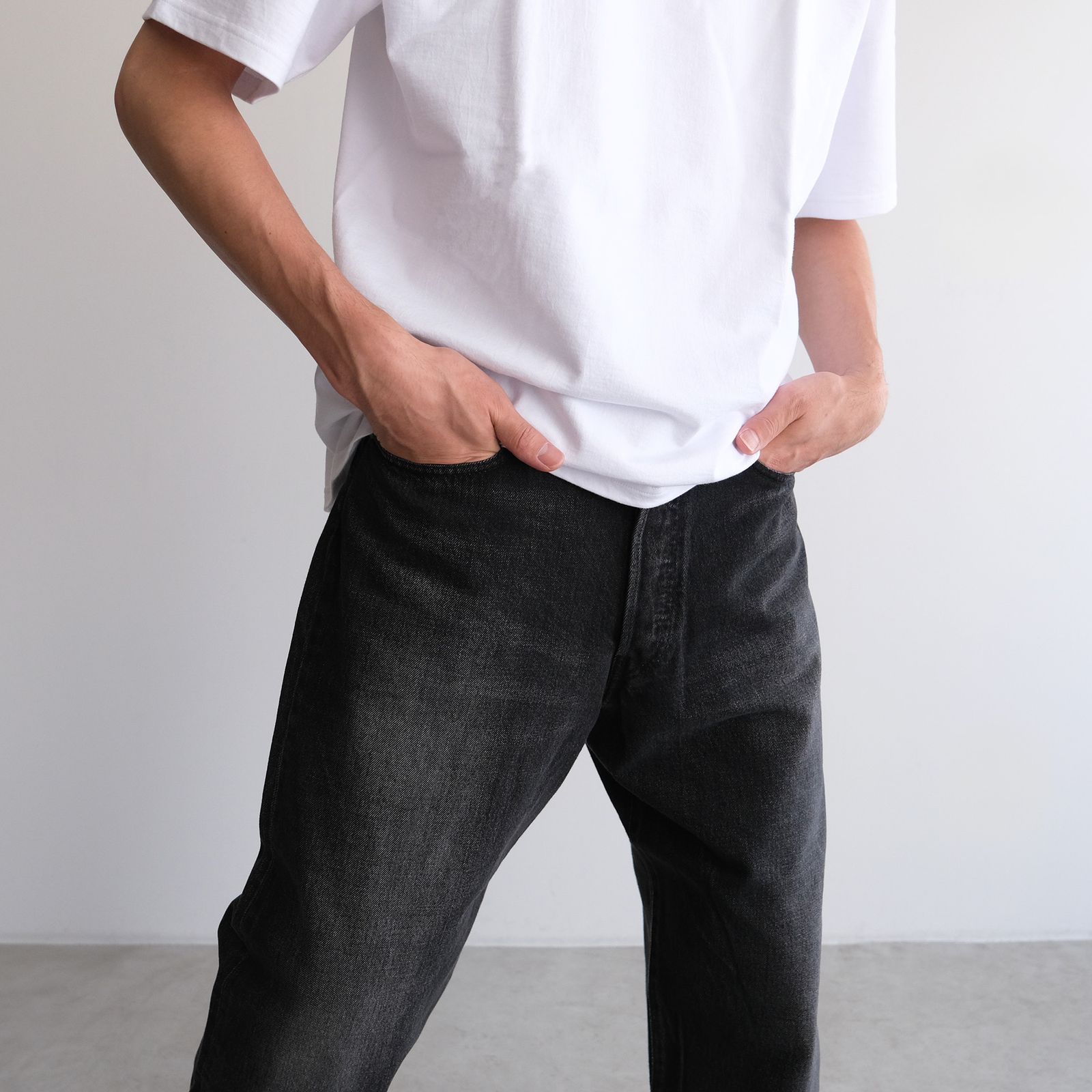 Selvage Denim Five Pocket Tapered Pants -パンツ-（Black Dark Fade / ブラックダークフェード）
