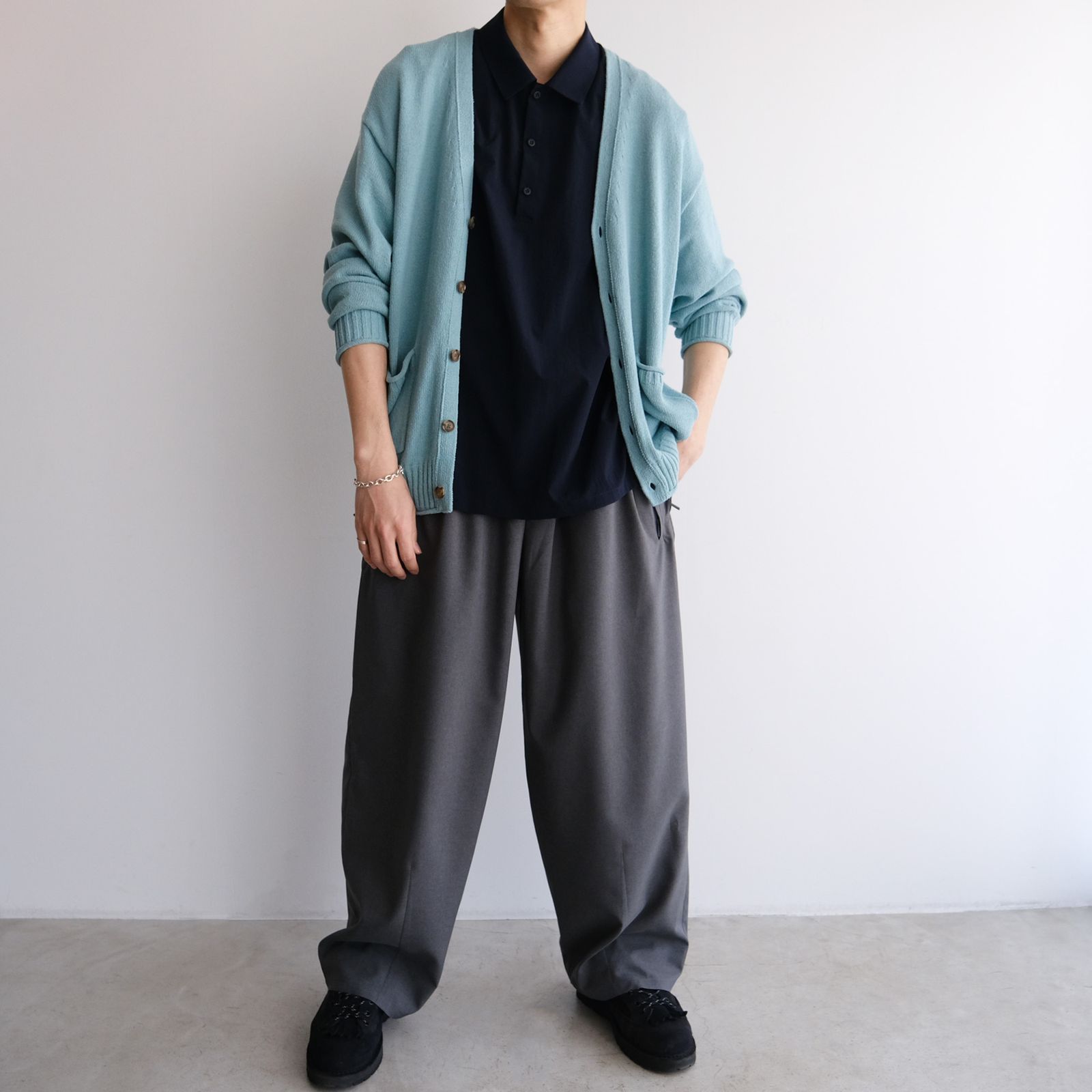 STYLE NO. 33 selected brand：UNIVERSAL PRODUCTS & AUTOMATIC FOR THE PEOPLE & F/CE.®︎