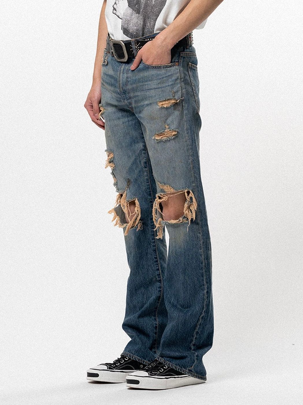 【BTS JIN 着用】ディストレスド スリム ブーツカット ダメージ加工 デストロイ ジーンズ / DSTRSD SLM BOOTCT JEANS / インディゴ